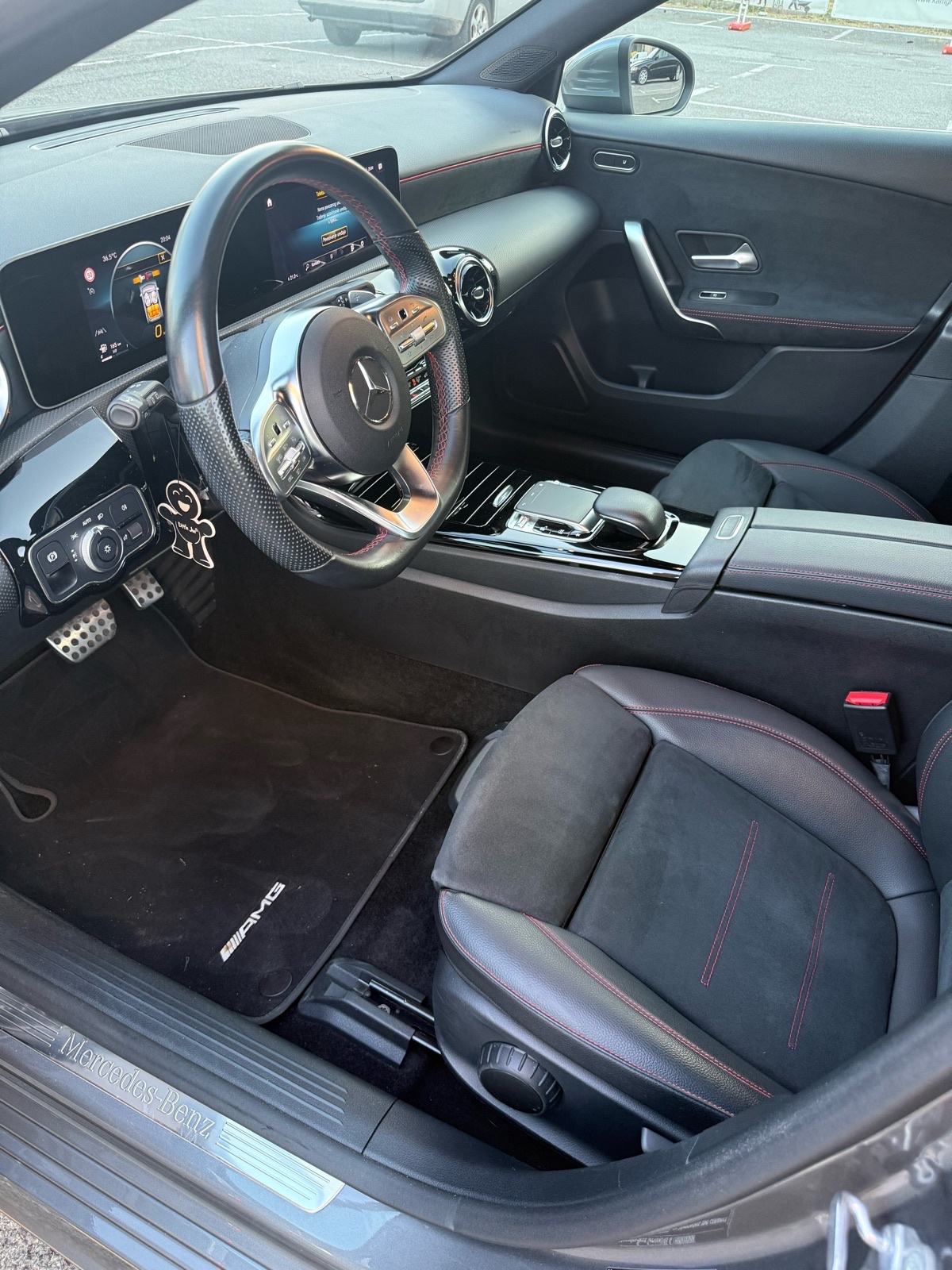 Mercedes-Benz A-klasa 200 d automatik, fotografija 12
