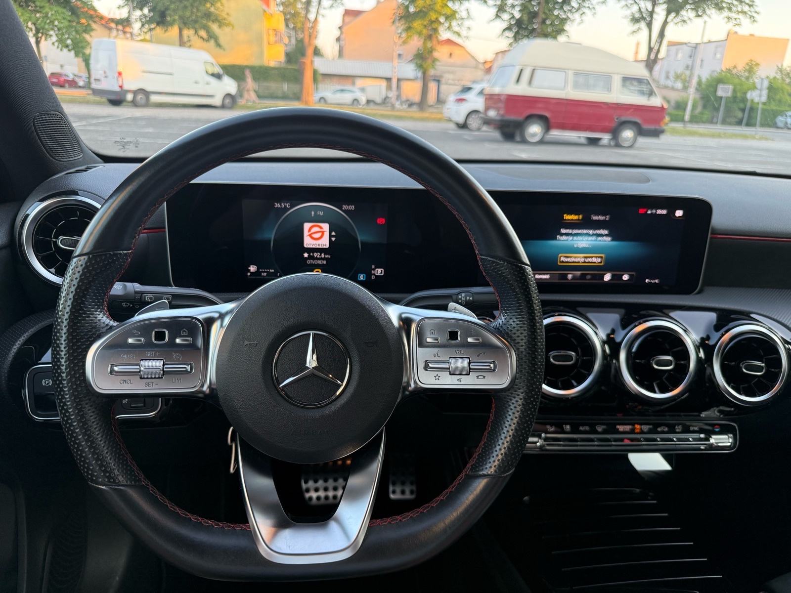 Mercedes-Benz A-klasa 200 d automatik, fotografija 9