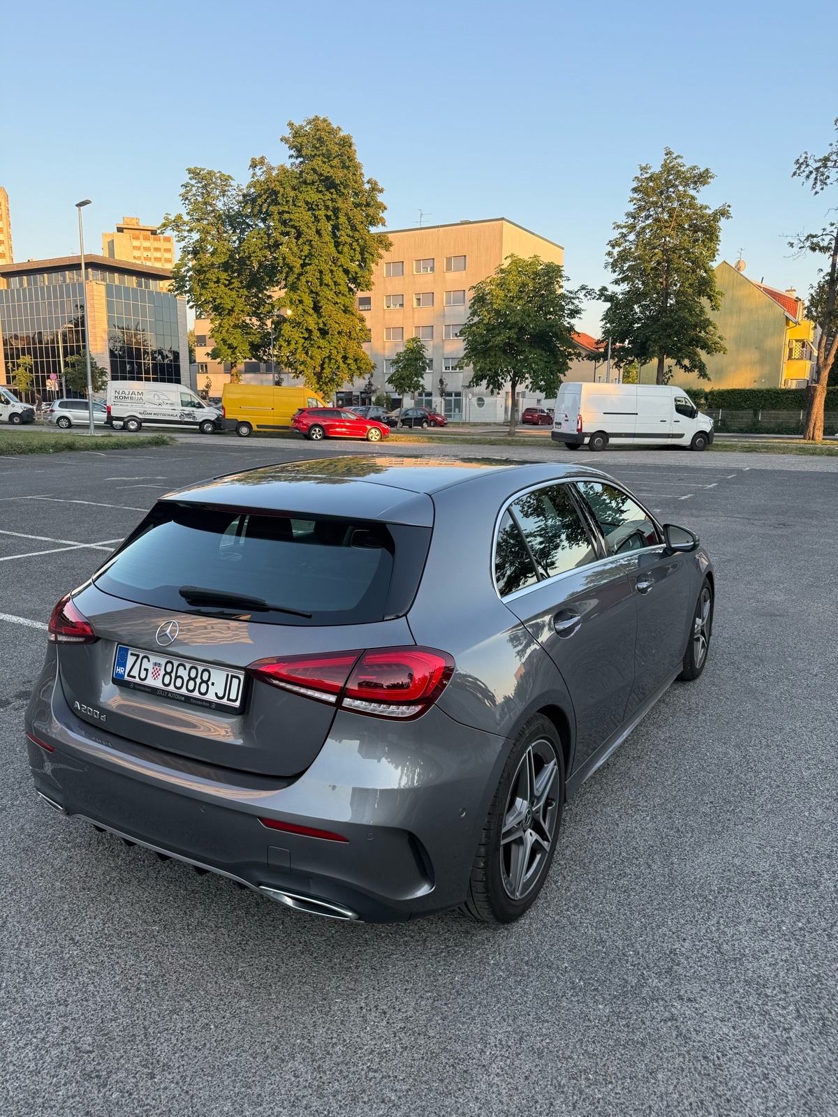 Mercedes-Benz A-klasa 200 d automatik, fotografija 6