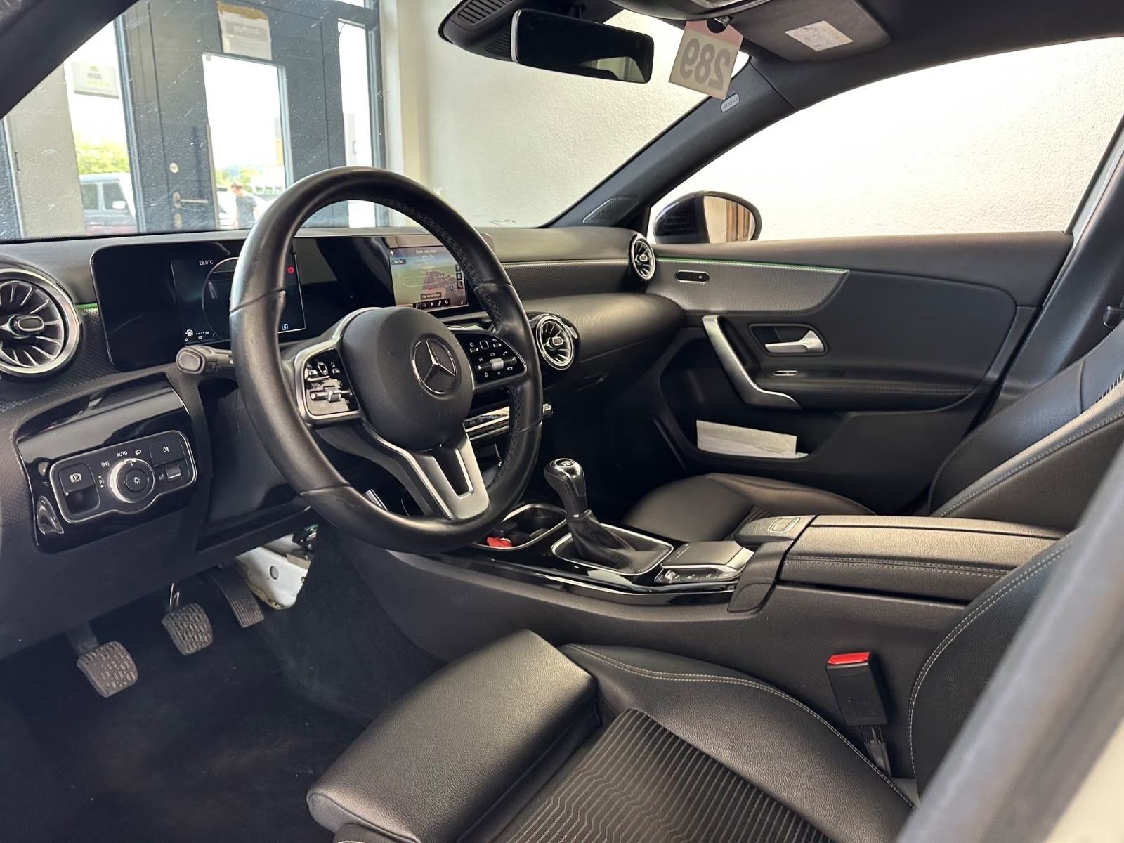 Mercedes-Benz A-klasa 200 d, fotografija 8