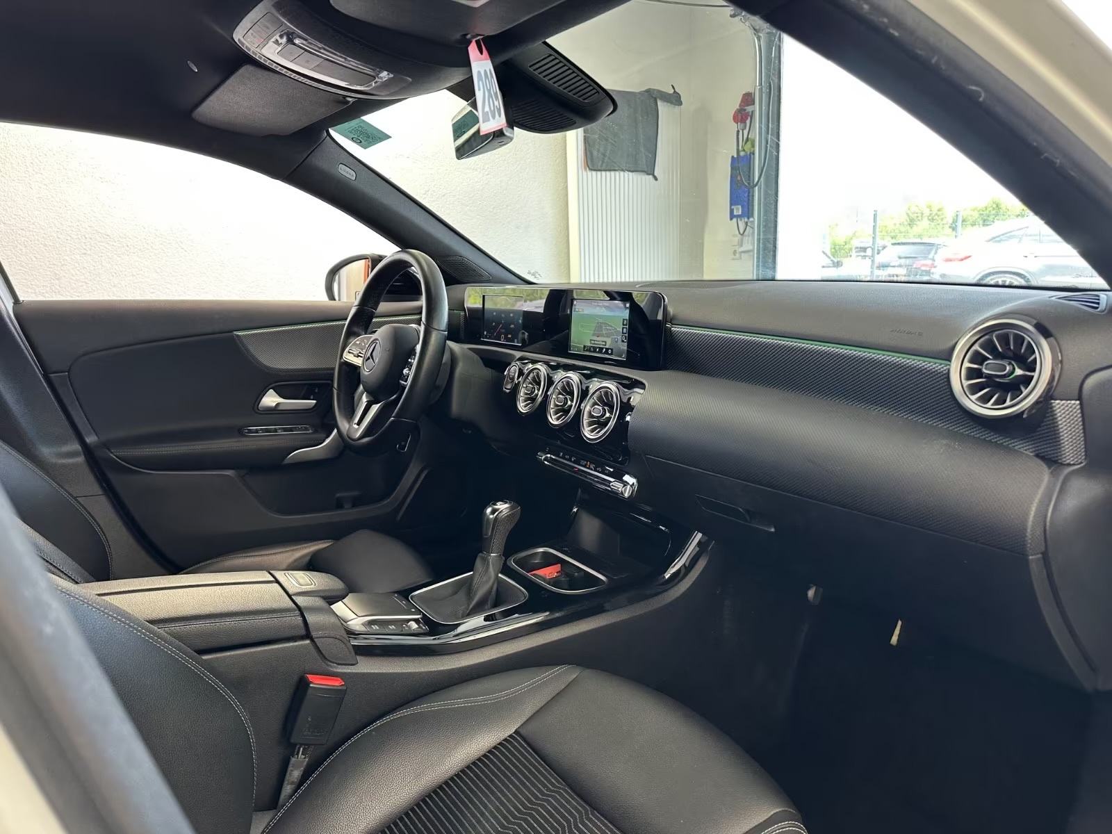 Mercedes-Benz A-klasa 200 d, fotografija 11