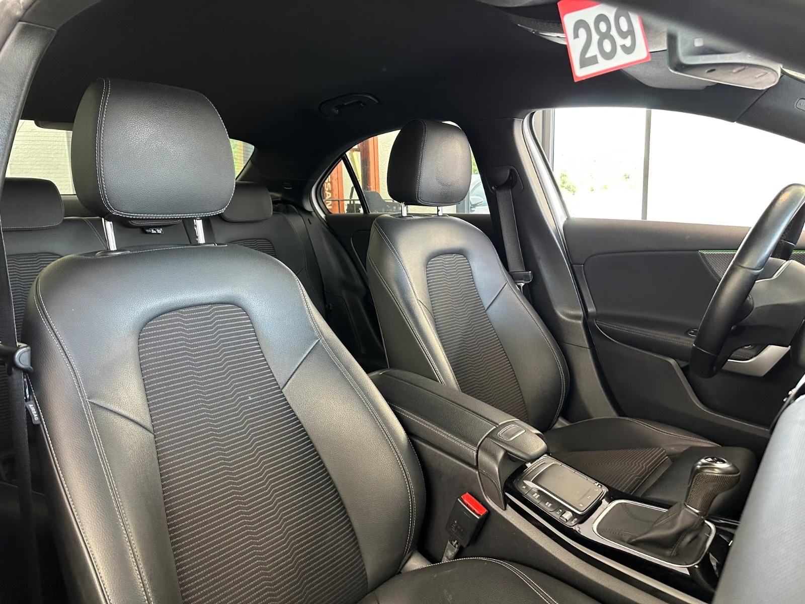 Mercedes-Benz A-klasa 200 d, fotografija 13