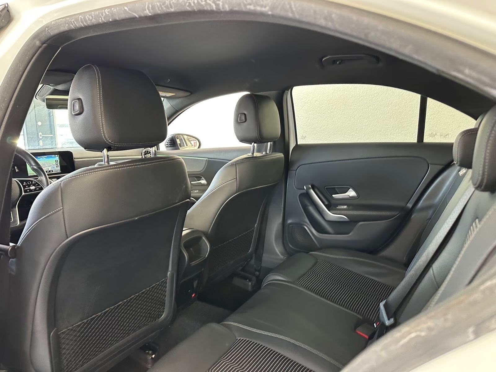 Mercedes-Benz A-klasa 200 d, fotografija 14