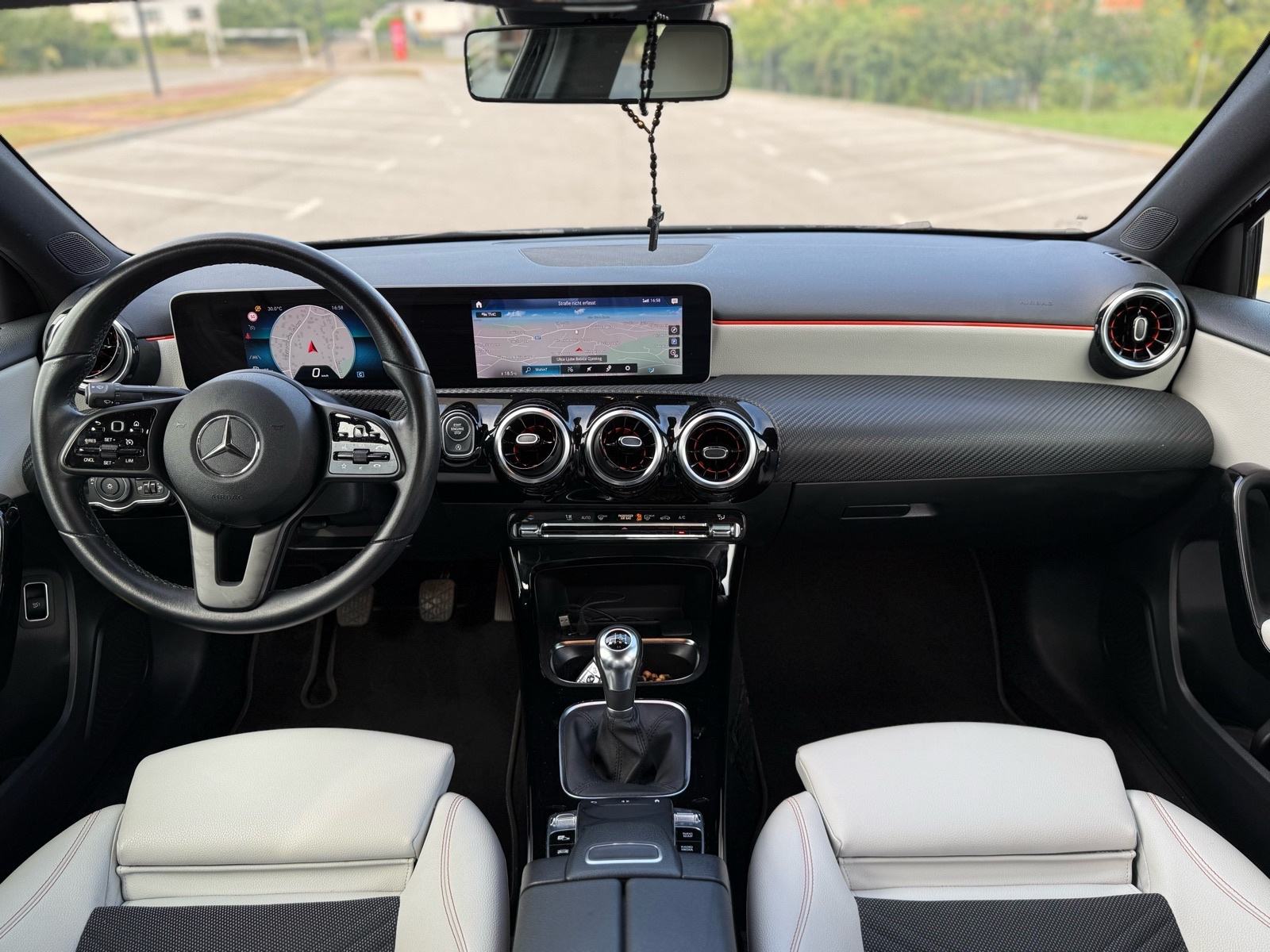 Mercedes-Benz A-klasa 200/Sport/Kamera 360/PDV/TOP STANJE!, fotografija 8