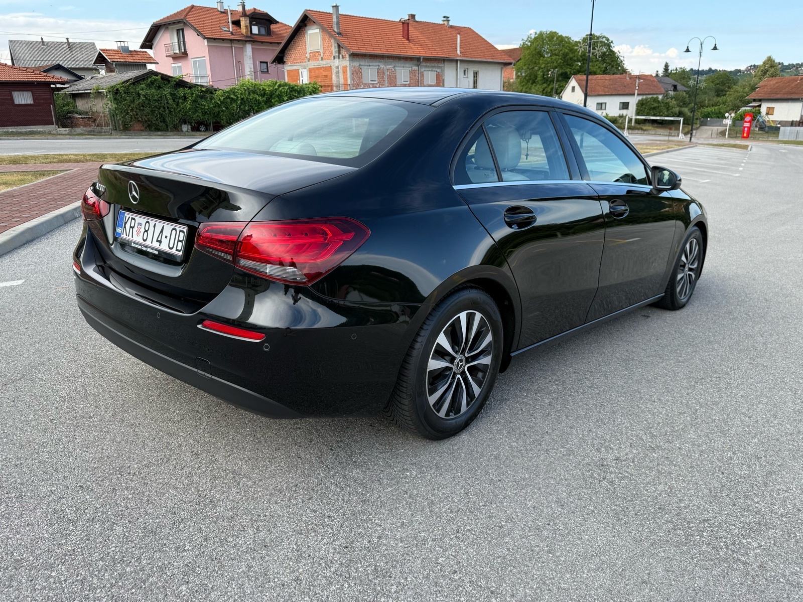 Mercedes-Benz A-klasa 200/Sport/Kamera 360/PDV/TOP STANJE!, fotografija 5