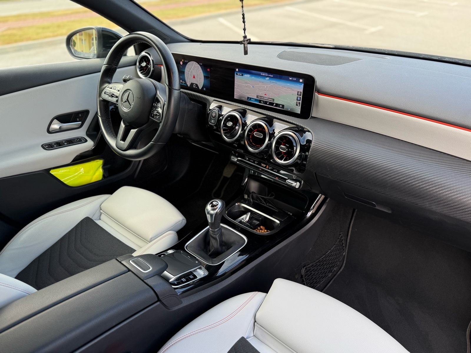 Mercedes-Benz A-klasa 200/Sport/Kamera 360/PDV/TOP STANJE!, fotografija 9