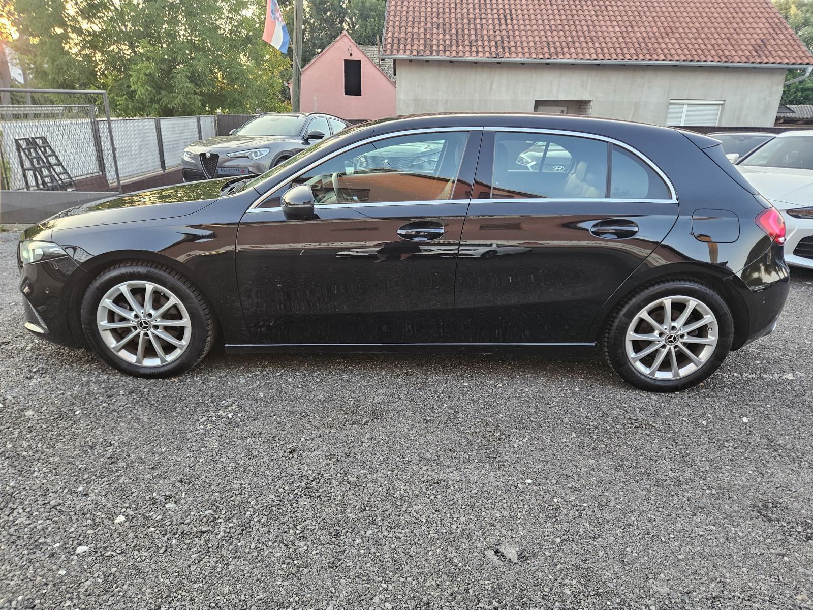 Mercedes-Benz A-klasa 200d 2.0 DIESEL,LEASING BEZ UČEŠĆA I BEZ JAMACA, fotografija 3
