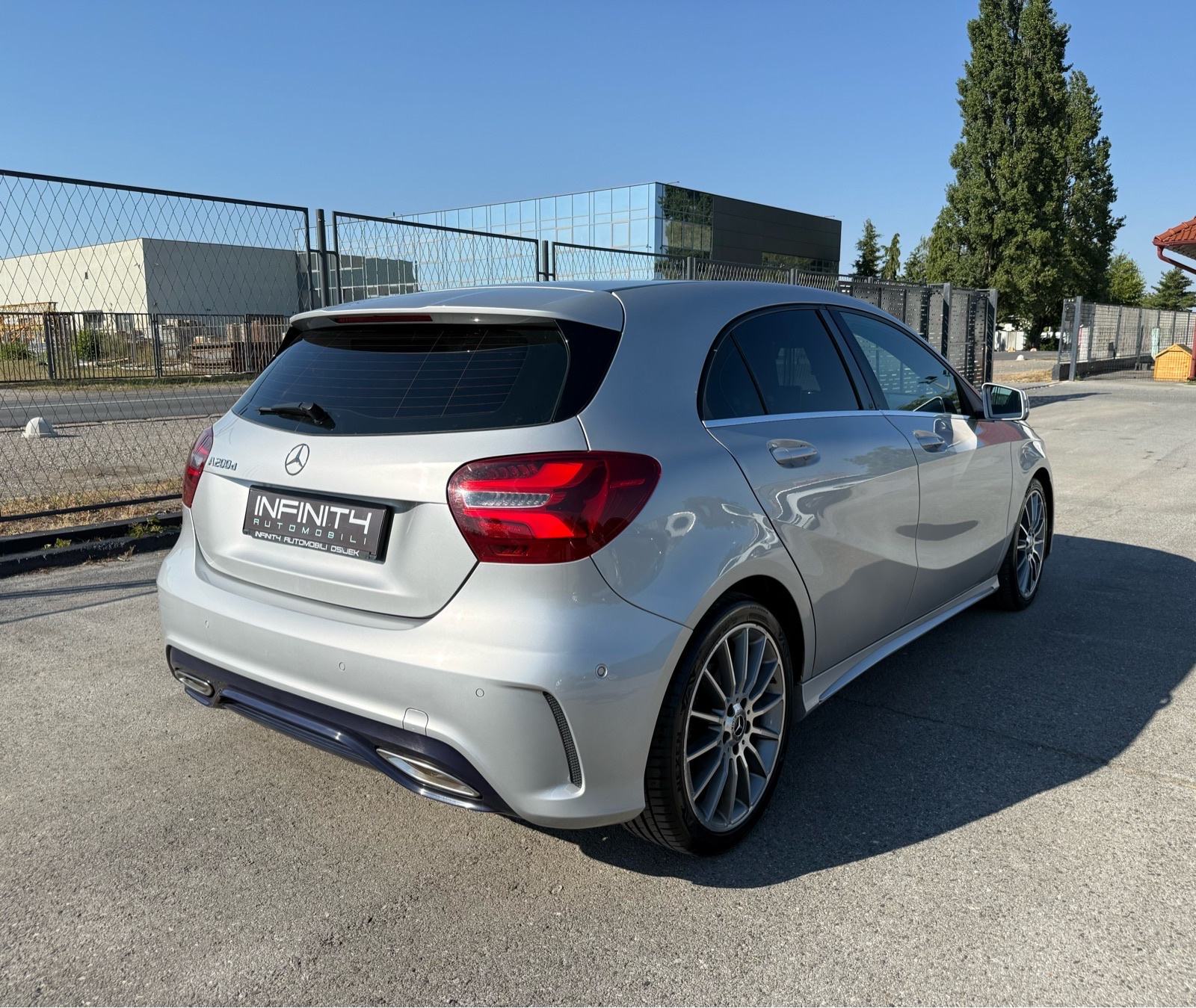 Mercedes-Benz A-klasa 200d AMG LEASING RATA 345€, AUTOMAT, REG: 08/27, fotografija 7