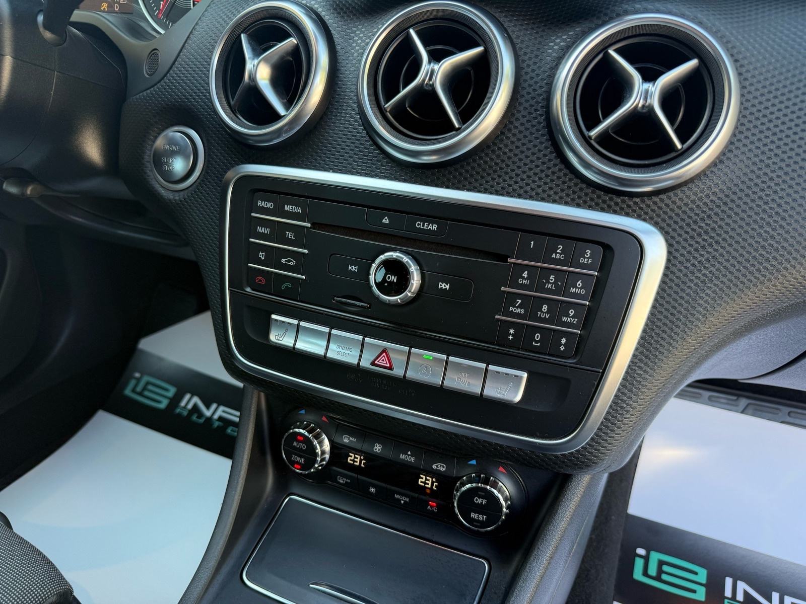 Mercedes-Benz A-klasa 200d AMG LEASING RATA 345€, AUTOMAT, REG: 08/27, fotografija 17