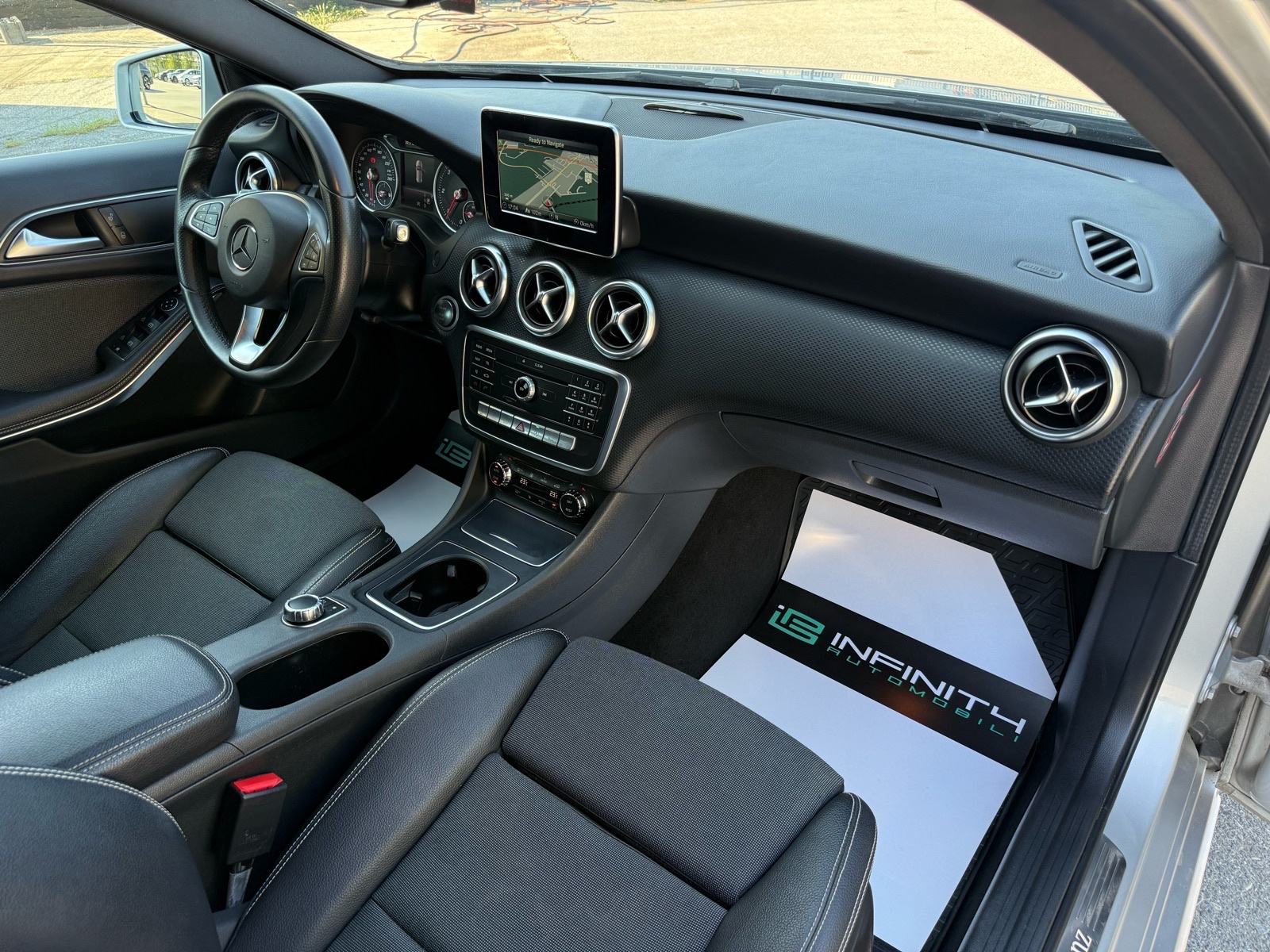 Mercedes-Benz A-klasa 200d AMG LEASING RATA 345€, AUTOMAT, REG: 08/27, fotografija 20