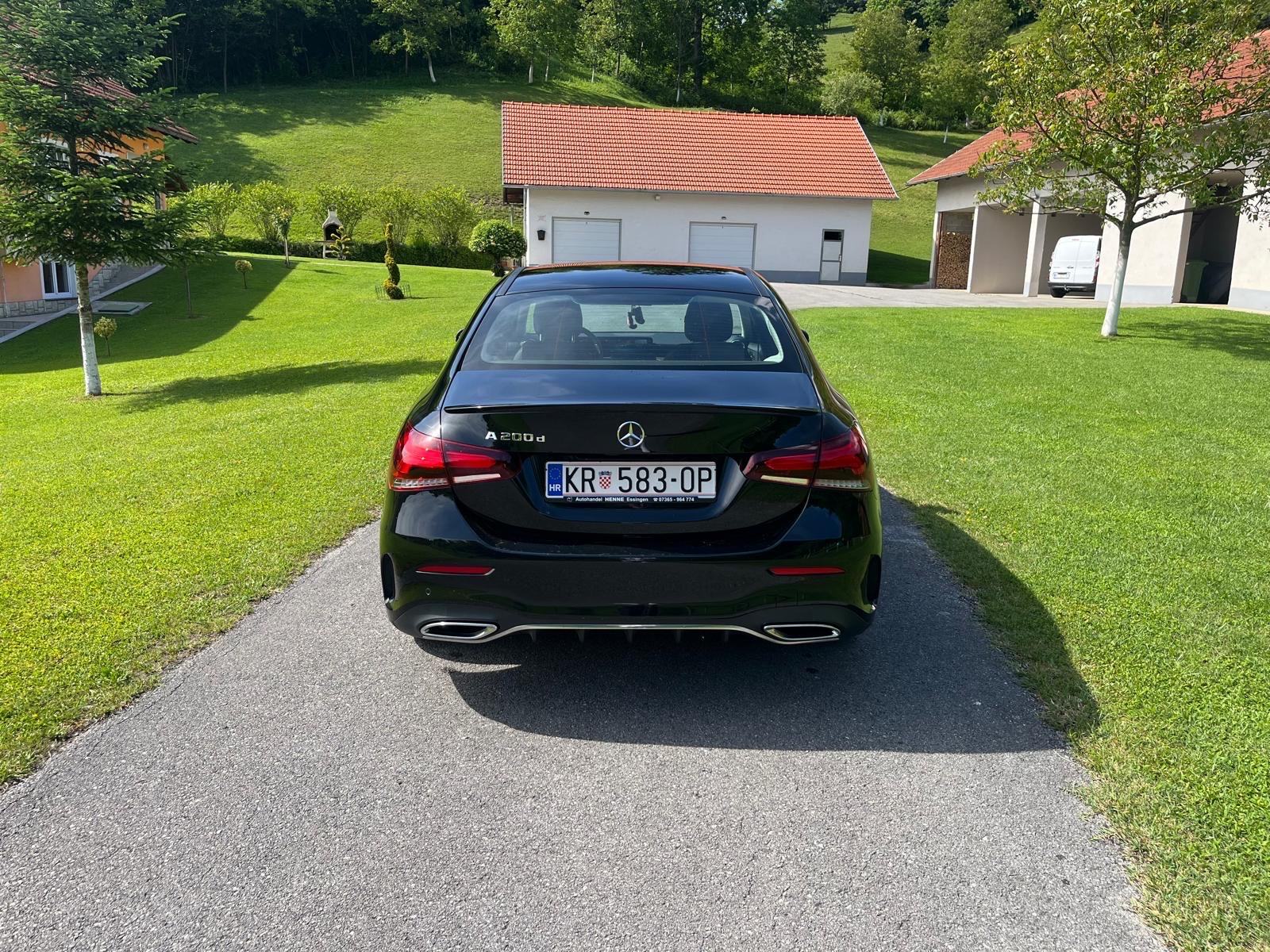 Mercedes-Benz A-klasa 200d AMG paket, limousine, očuvan!, fotografija 6