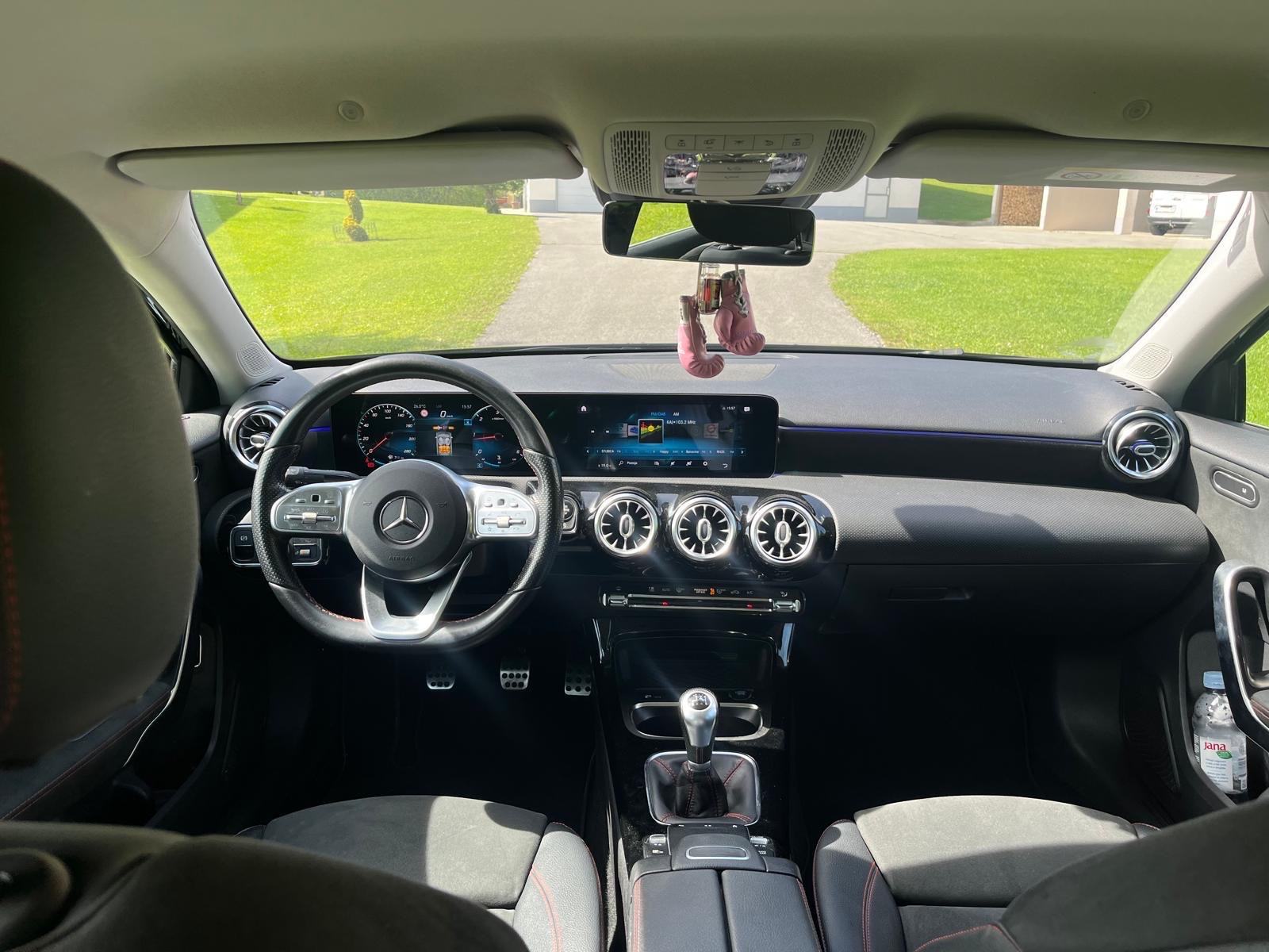 Mercedes-Benz A-klasa 200d AMG paket, limousine, očuvan!, fotografija 11