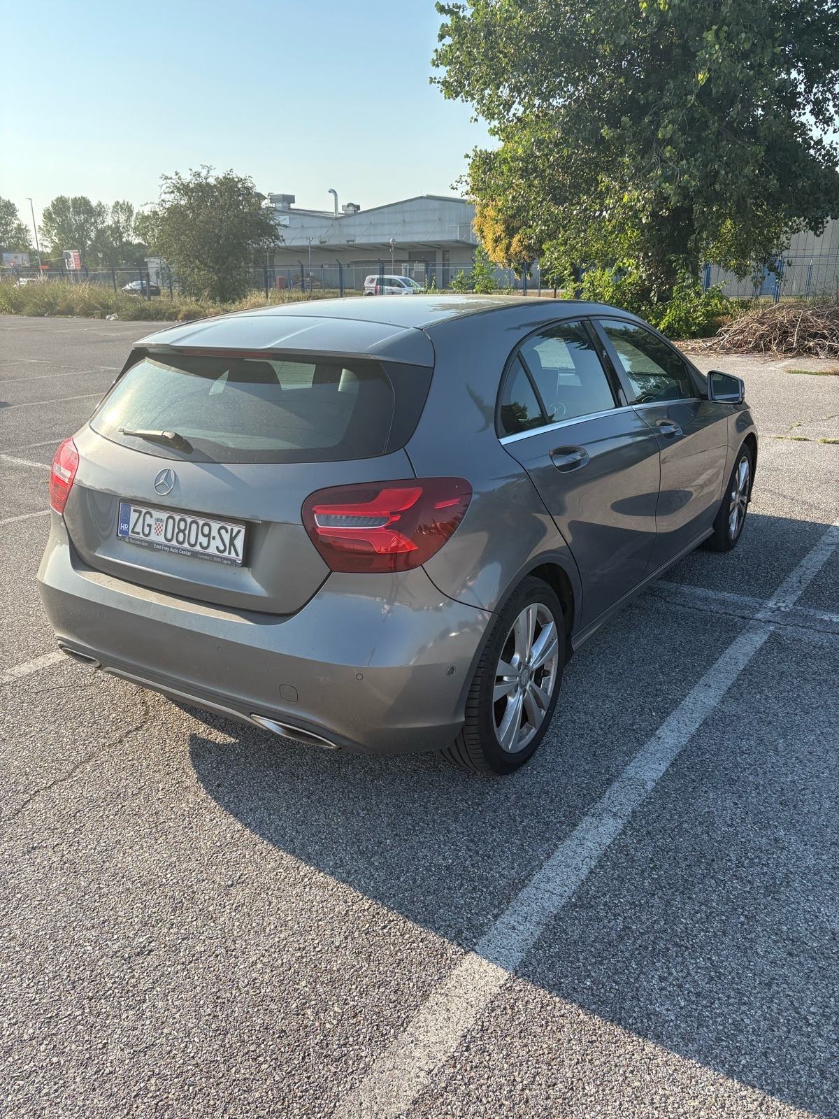 Mercedes-Benz A-klasa 200d automatik, fotografija 3