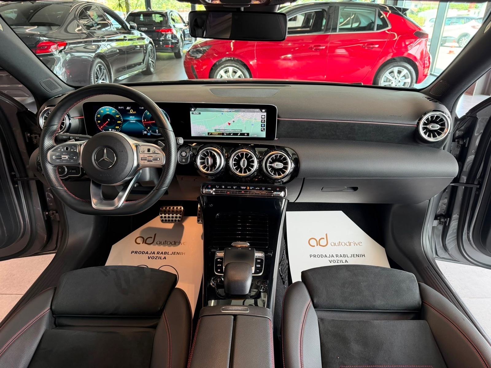 Mercedes-Benz A-klasa 220 d AMG NAVI • VIRTUAL • ALU19" • LEASING, fotografija 16