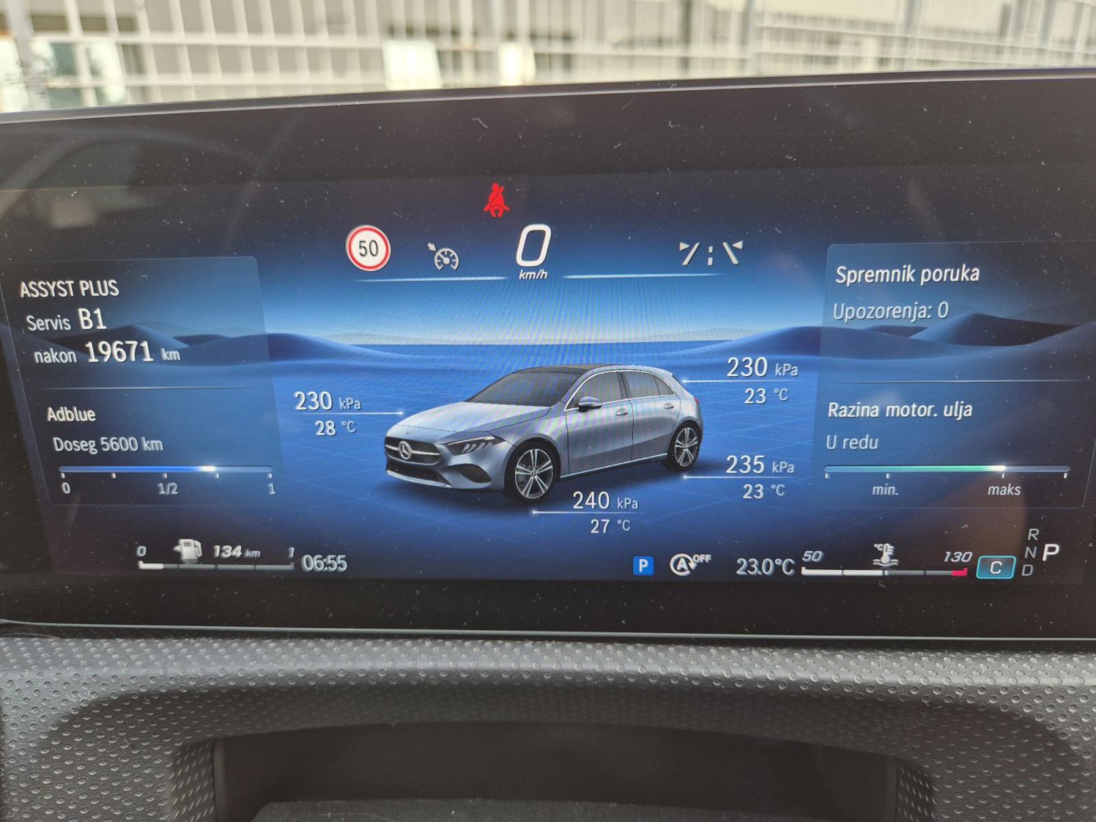 Mercedes a klasa 220d , amg, 140kw 2023g redizajn, fotografija 11
