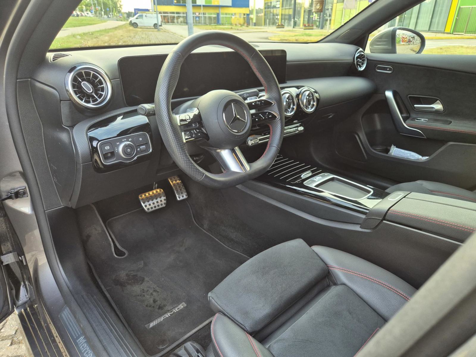 Mercedes a klasa 220d , amg, 140kw 2023g redizajn, fotografija 17