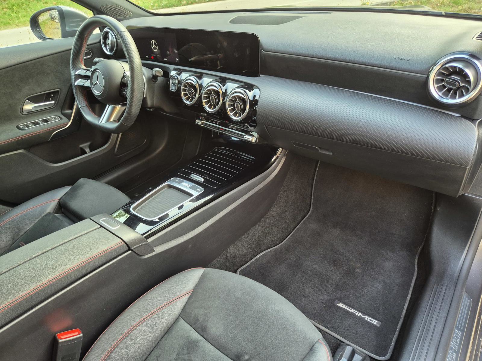 Mercedes a klasa 220d , amg, 140kw 2023g redizajn, fotografija 18