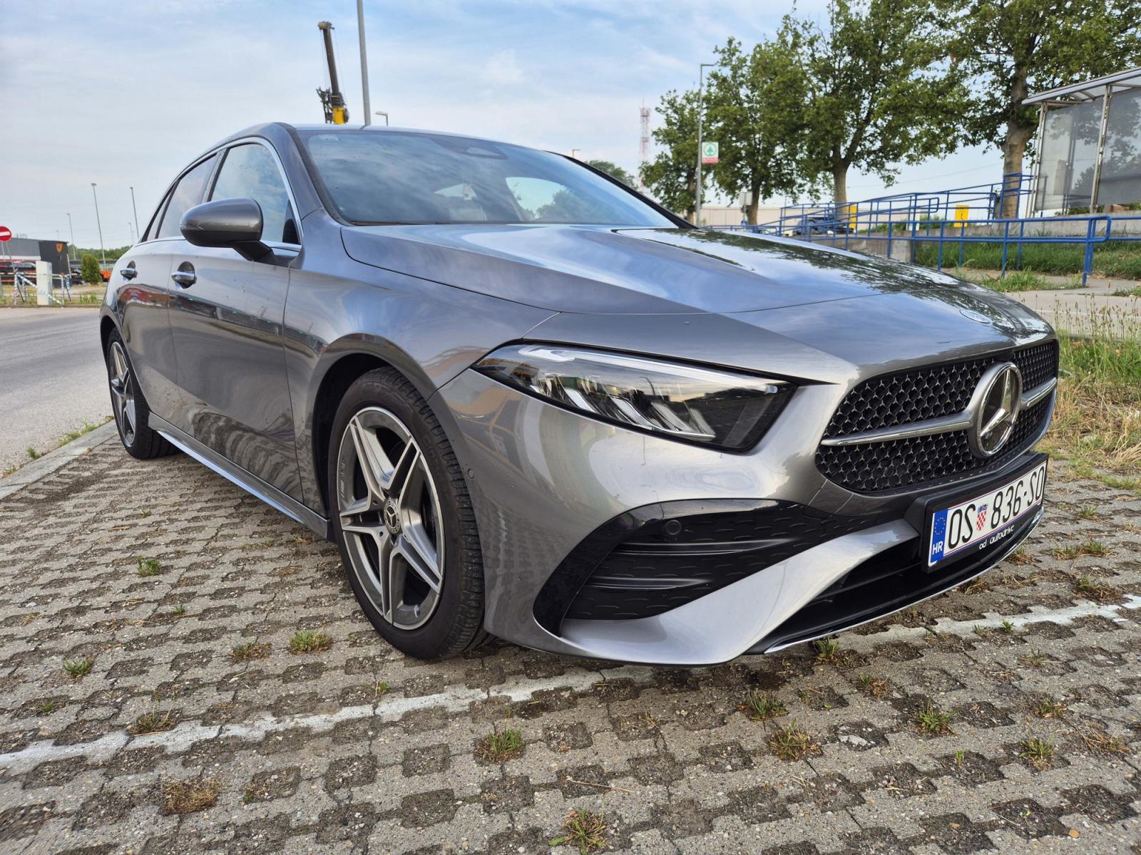 Mercedes a klasa 220d , amg, 140kw 2023g redizajn, fotografija 3