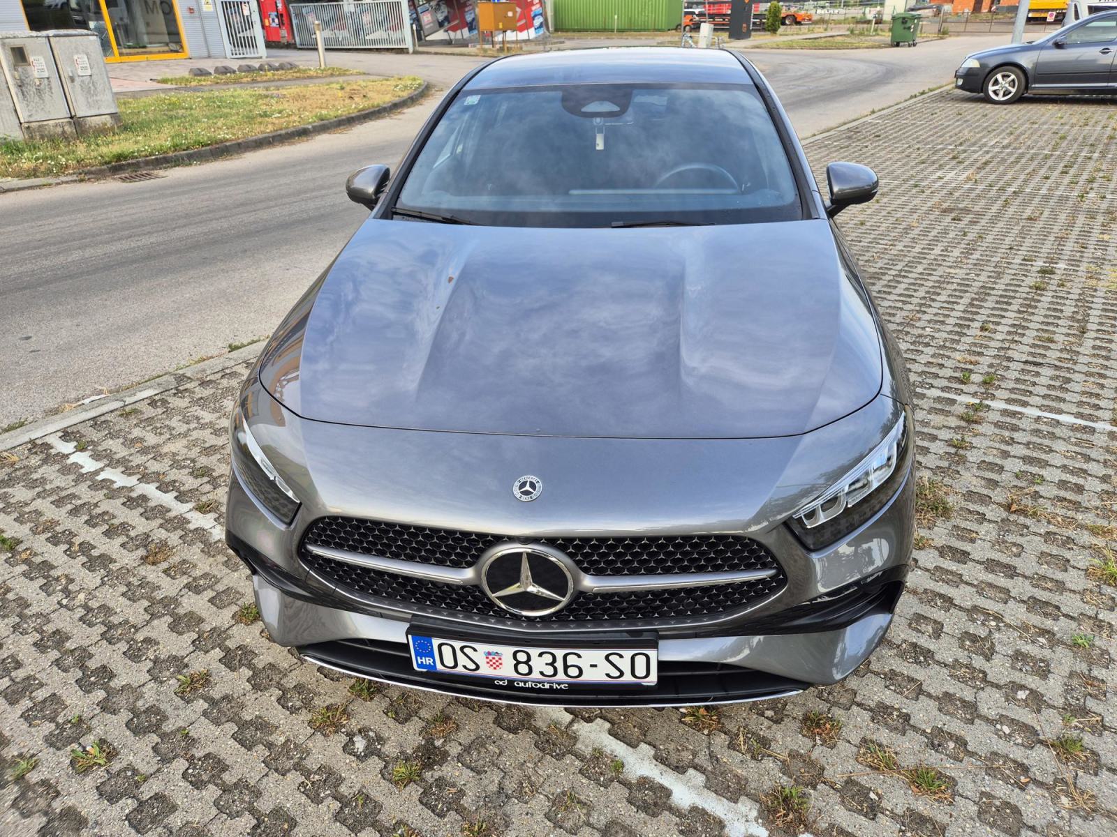 Mercedes a klasa 220d , amg, 140kw 2023g redizajn, fotografija 8