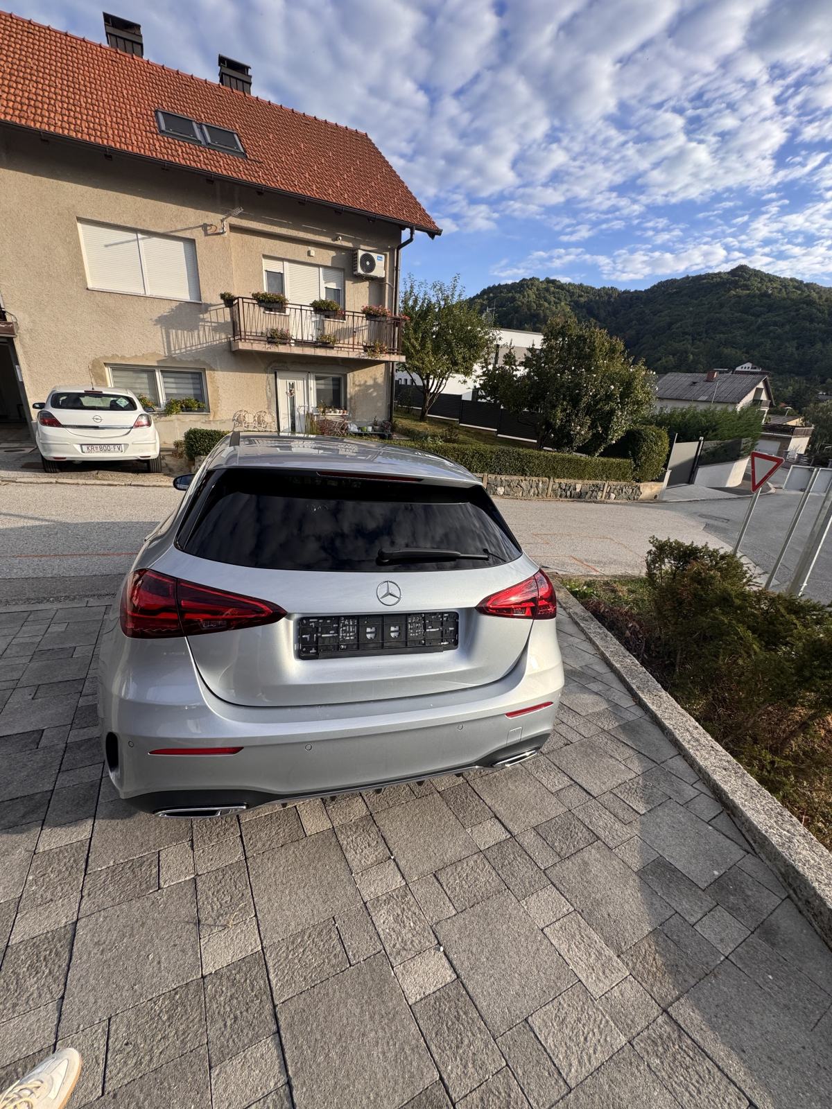 Mercedes-Benz A-klasa 220 d 190 ks, fotografija 4