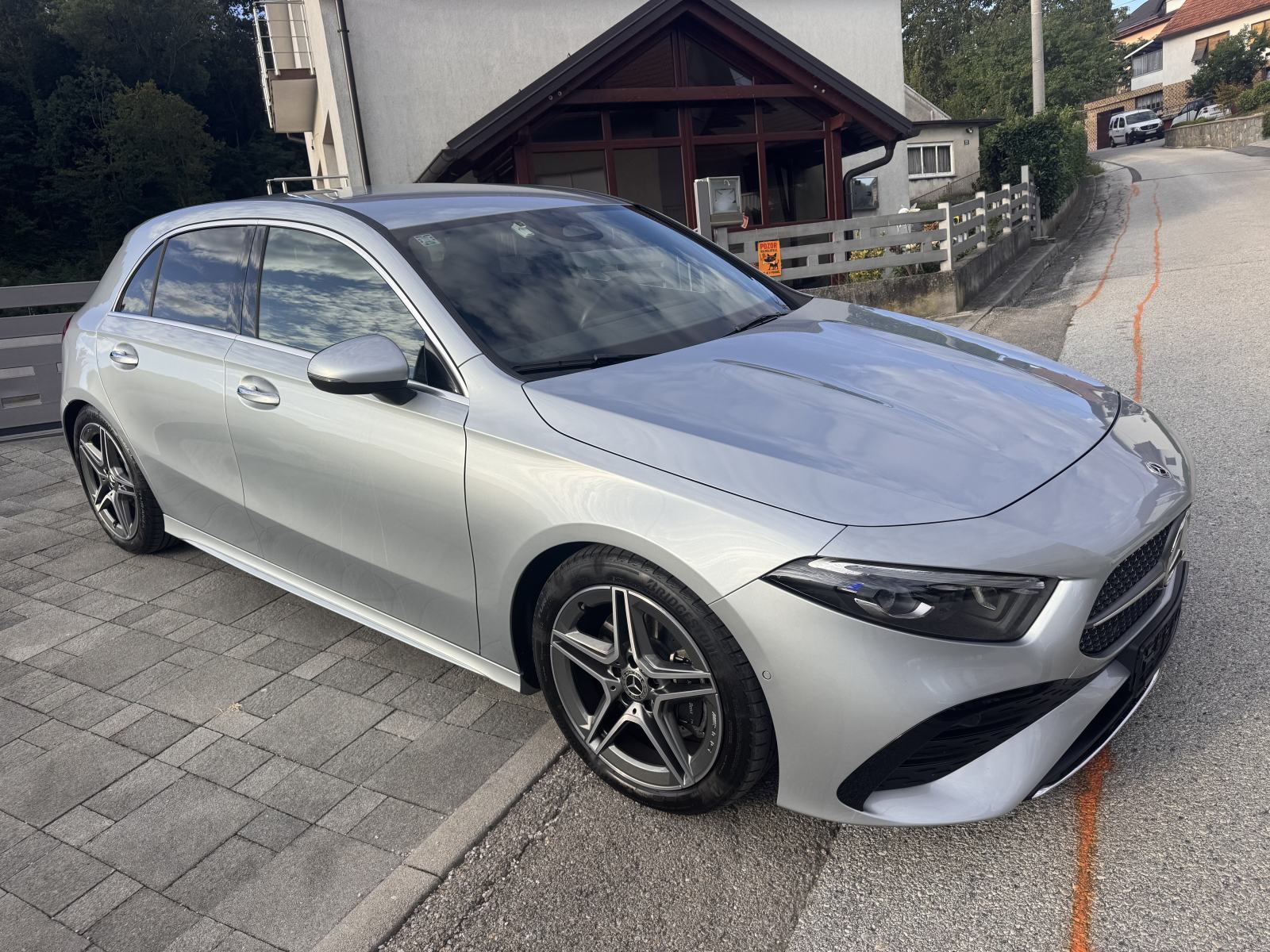 Mercedes-Benz A-klasa 220 d 190 ks, fotografija 2