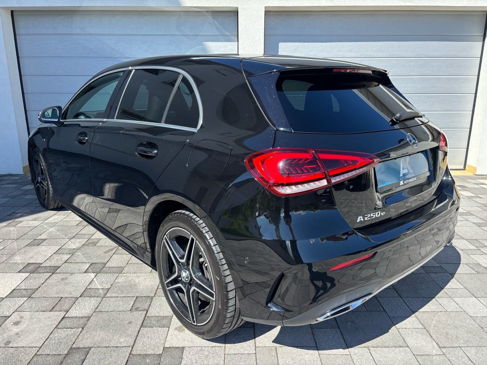 Mercedes-Benz A-klasa 250 AMG automatik, fotografija 7