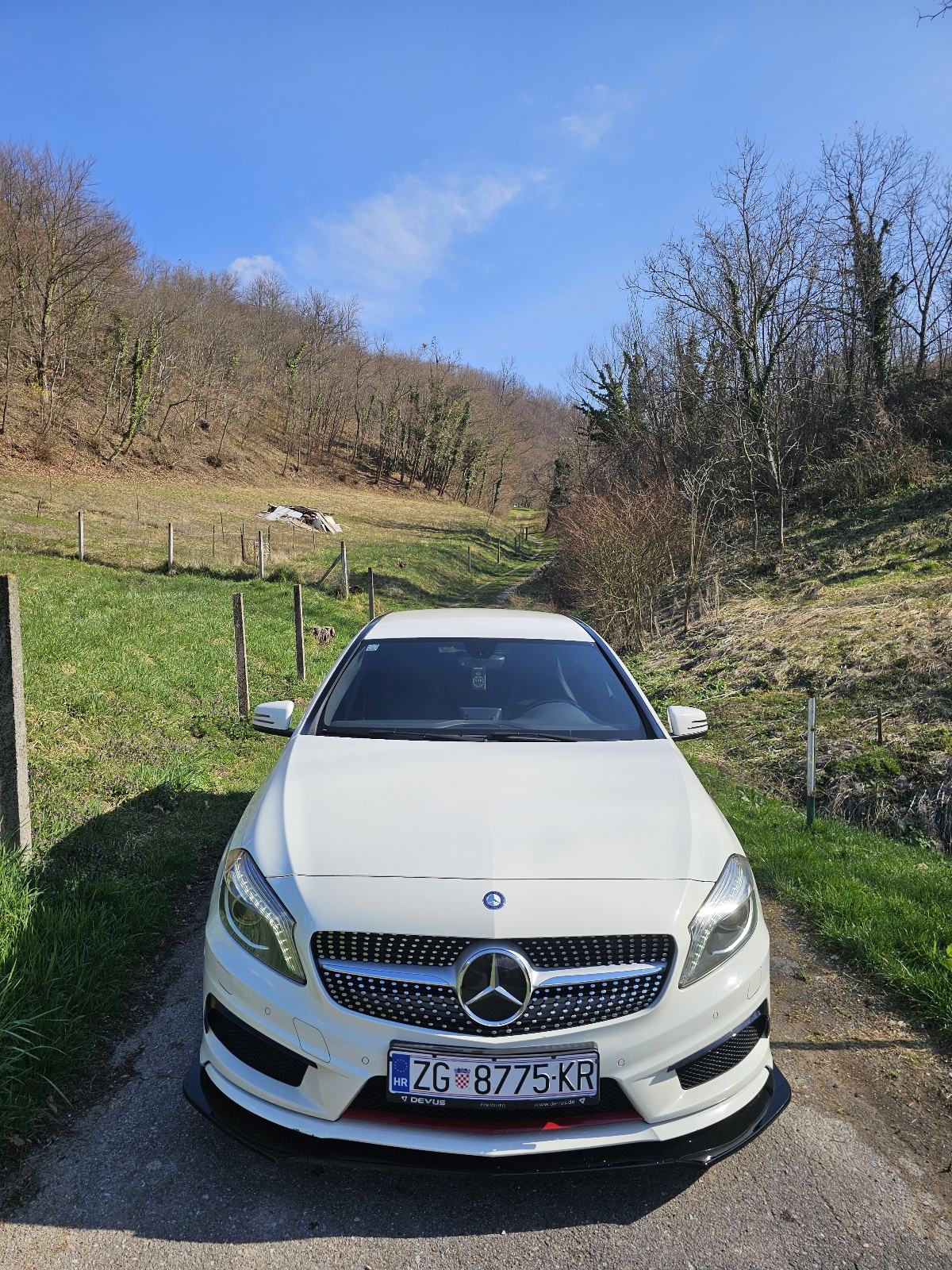 Mercedes-Benz A-klasa 250 AMG Sport automatik 211konja, fotografija 1