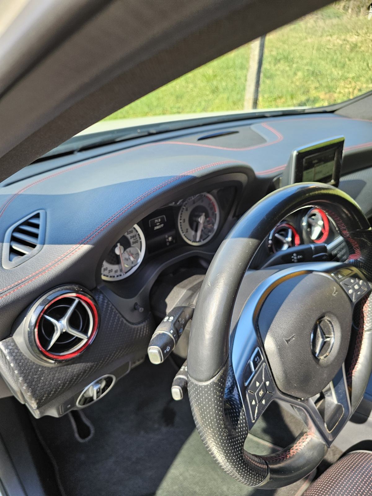 Mercedes-Benz A-klasa 250 AMG Sport automatik 211konja, fotografija 12