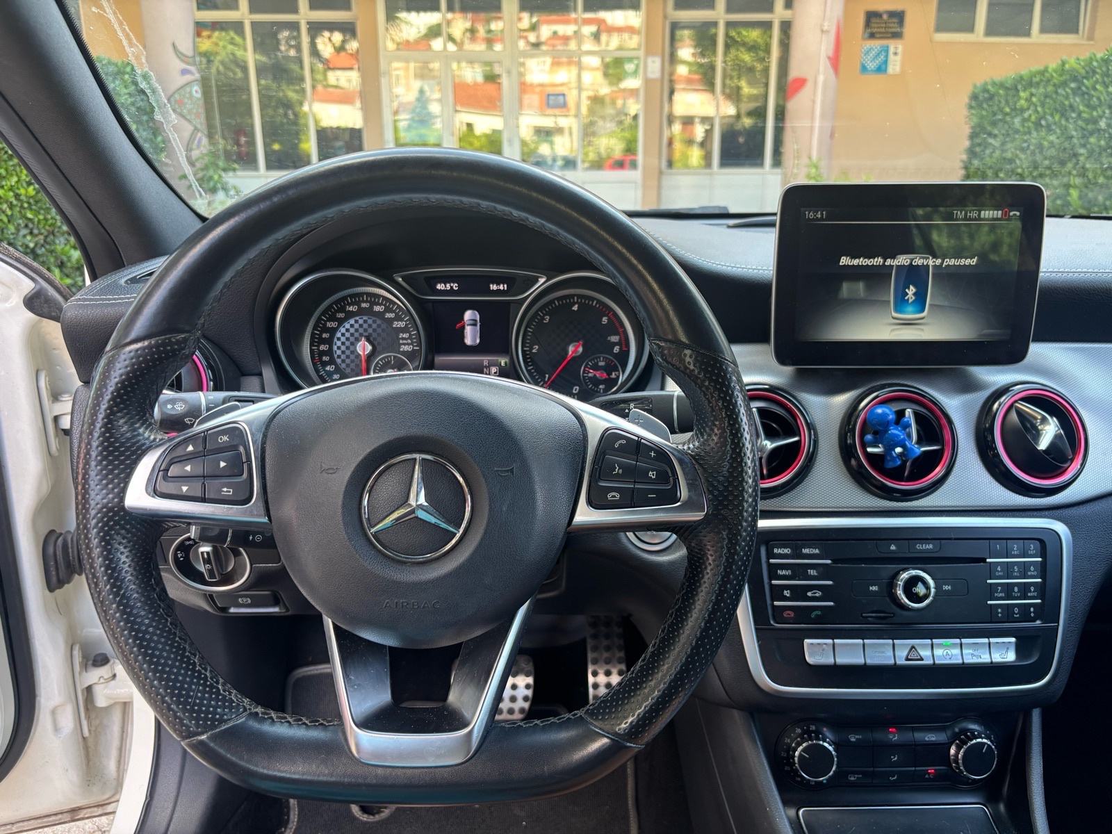 Mercedes-Benz A-klasa A 180 automatik, pogled izvana - slika 2