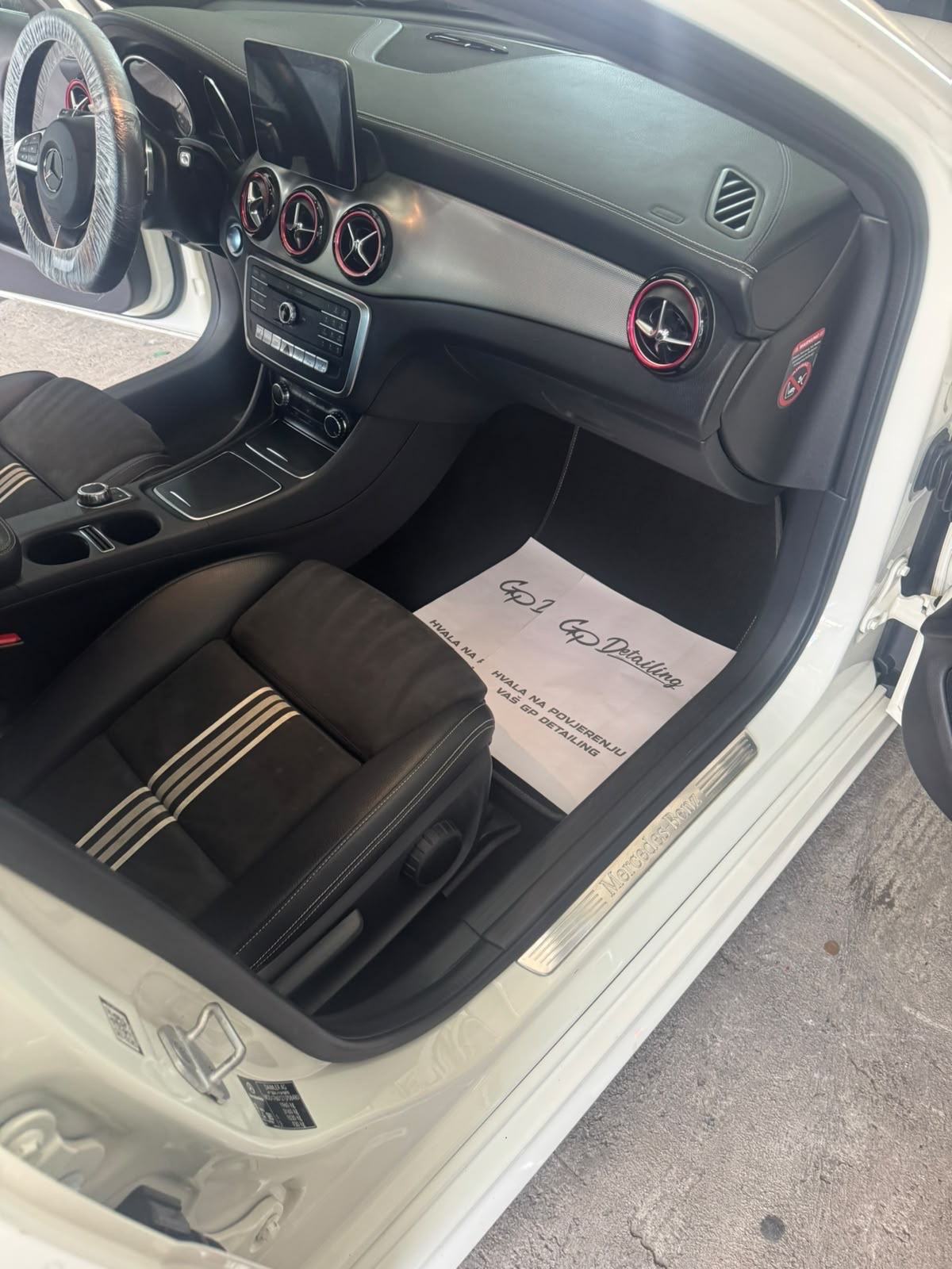 Mercedes-Benz A-klasa A 180 automatik, fotografija 13