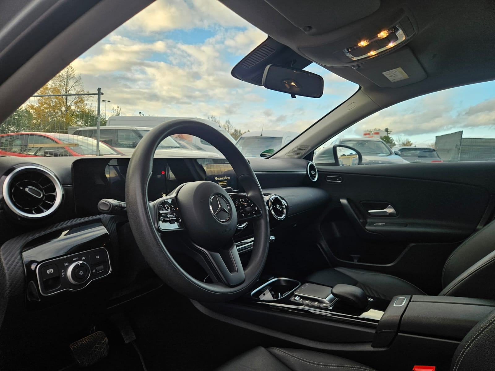 Mercedes-Benz A-klasa A 180 D AUTOMATIC XENON KOZA, fotografija 2