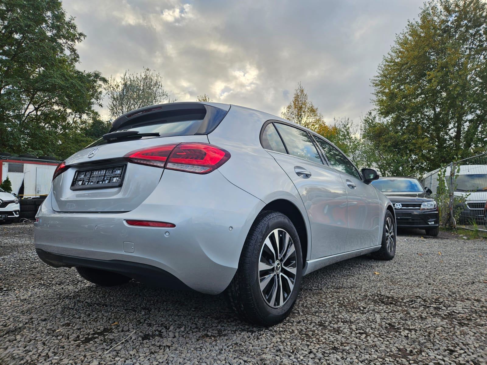Mercedes-Benz A-klasa A 180 D AUTOMATIC XENON KOZA, fotografija 9