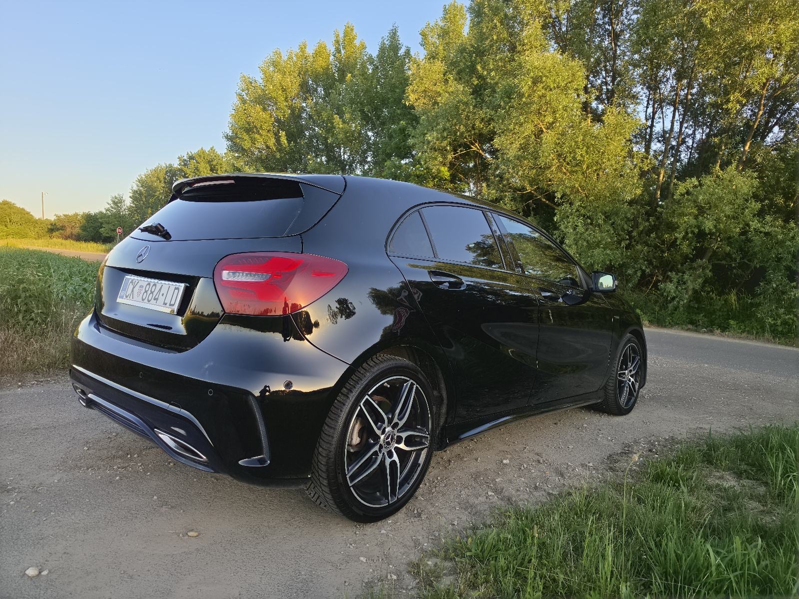 Mercedes-Benz A-klasa A 200 AMG Edition, fotografija 15
