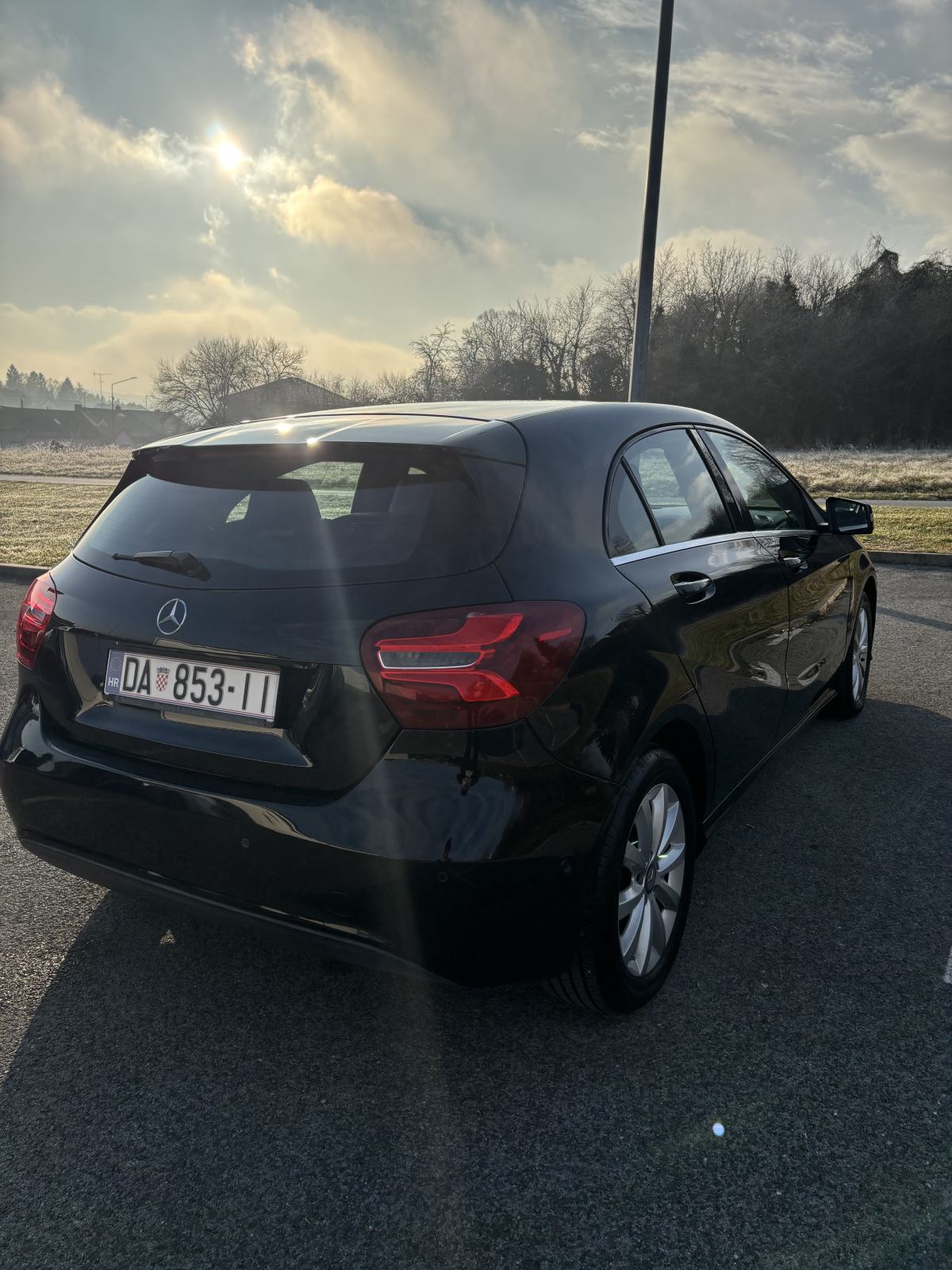 Mercedes-Benz A-klasa A 200 automatik, pogled izvana - slika 4