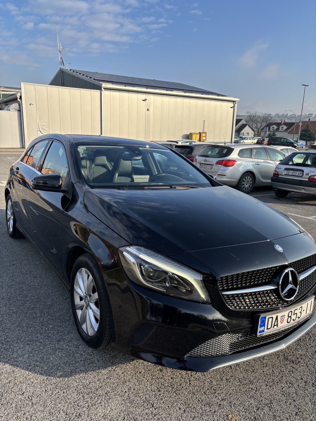 Mercedes-Benz A-klasa A 200 automatik, pogled izvana - slika 3
