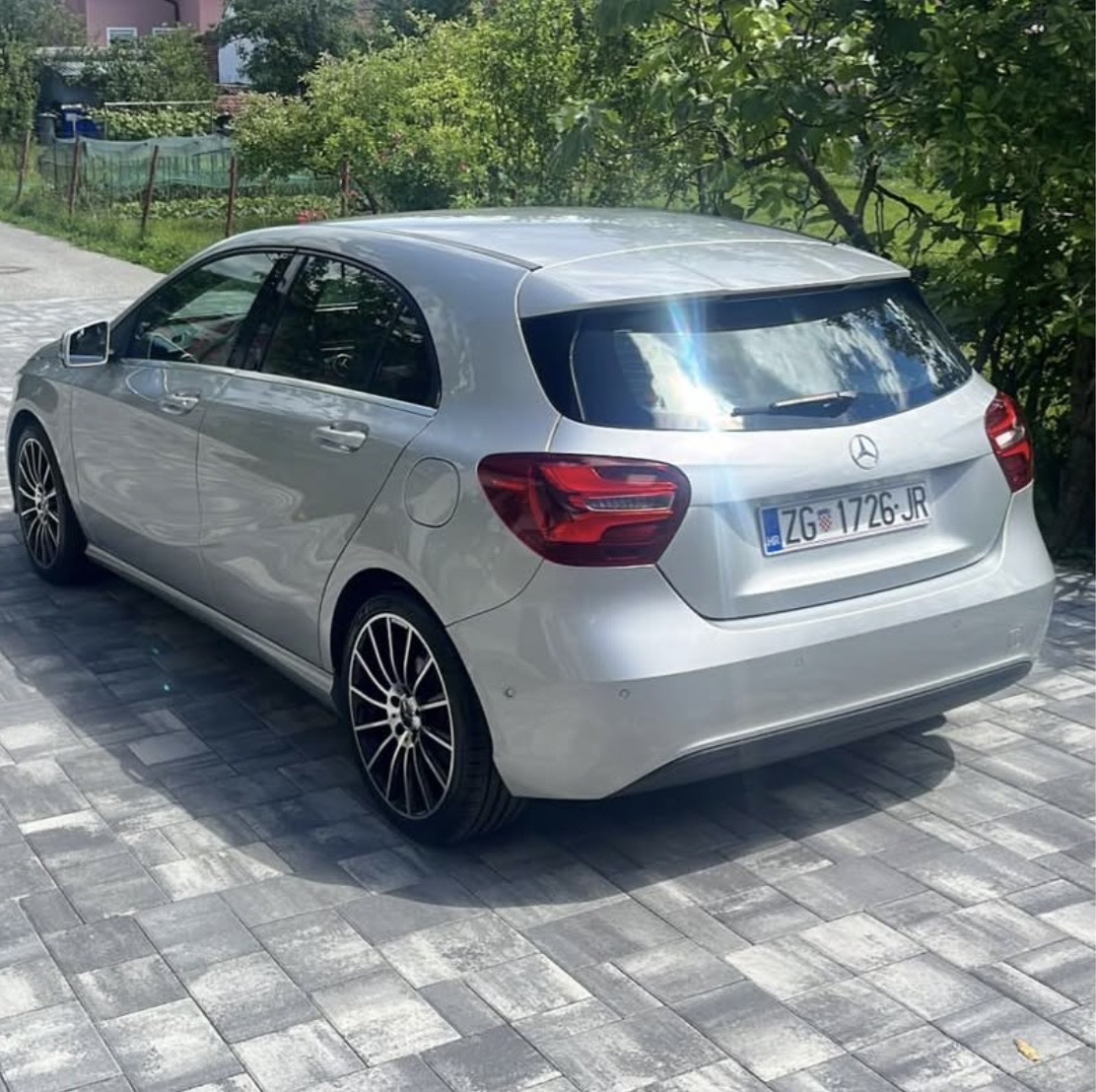 Mercedes-Benz A-klasa A 200 automatik, fotografija 3