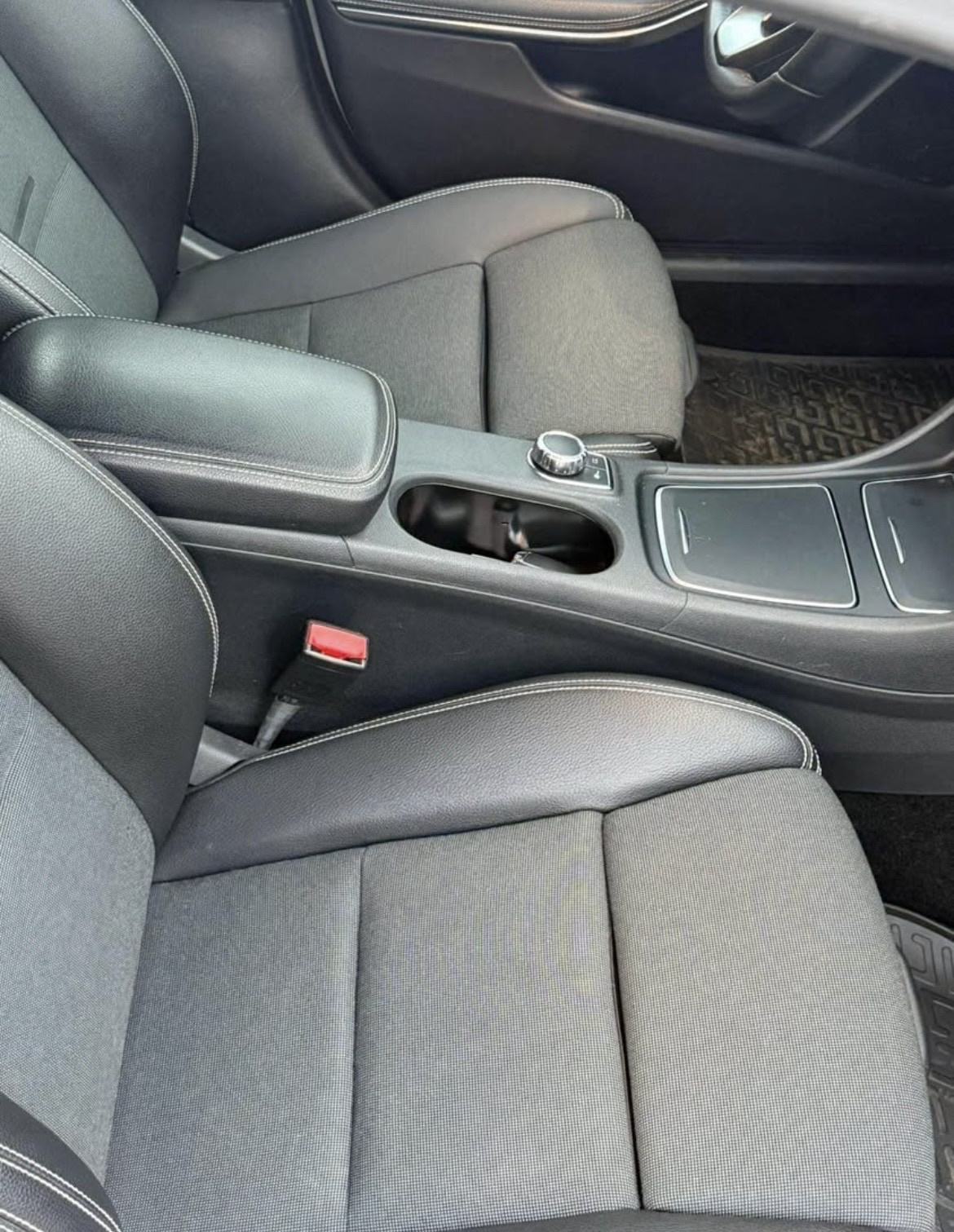 Mercedes-Benz A-klasa A 200 automatik, fotografija 8