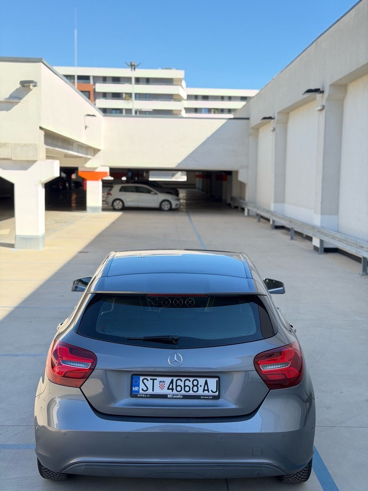 Mercedes-Benz A-klasa A 200 automatik, fotografija 2