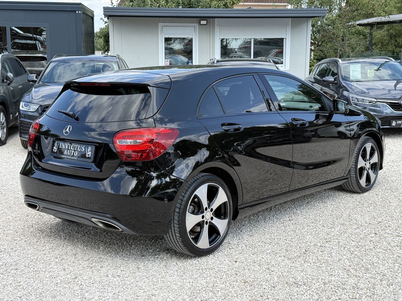 MERCEDES - BENZ A200 2016. Godina Sport *Style* - 137 000 KM - Automat, pogled izvana - slika 4