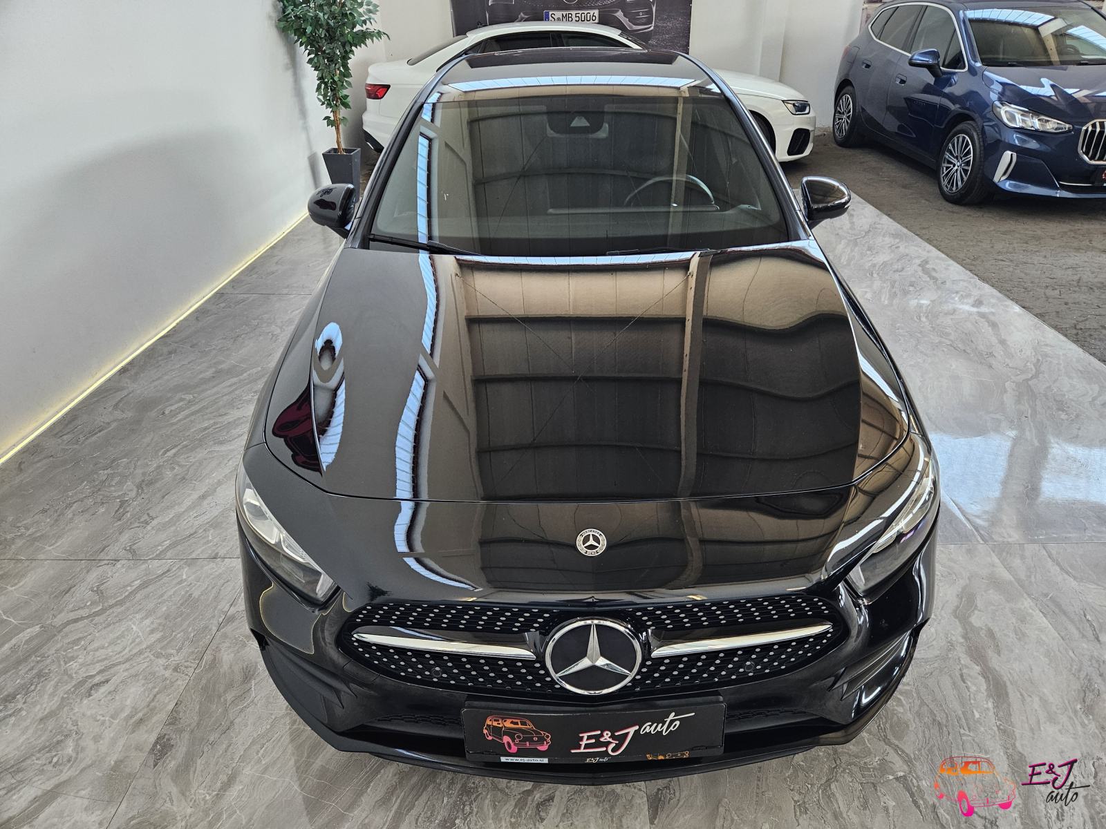 Mercedes-Benz A-klasa A 200 d AMG-LINE KAMERA AMBIENT ASSIST KEYLESS, pogled izvana - slika 2