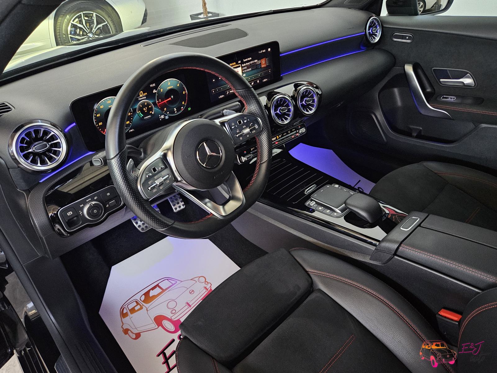 Mercedes-Benz A-klasa A 200 d AMG-LINE KAMERA AMBIENT ASSIST KEYLESS, fotografija 7