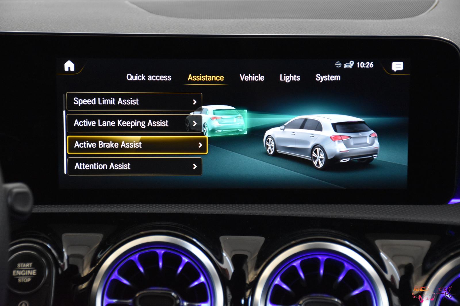 Mercedes-Benz A-klasa A 200 d AMG-LINE KAMERA AMBIENT ASSIST KEYLESS, fotografija 13