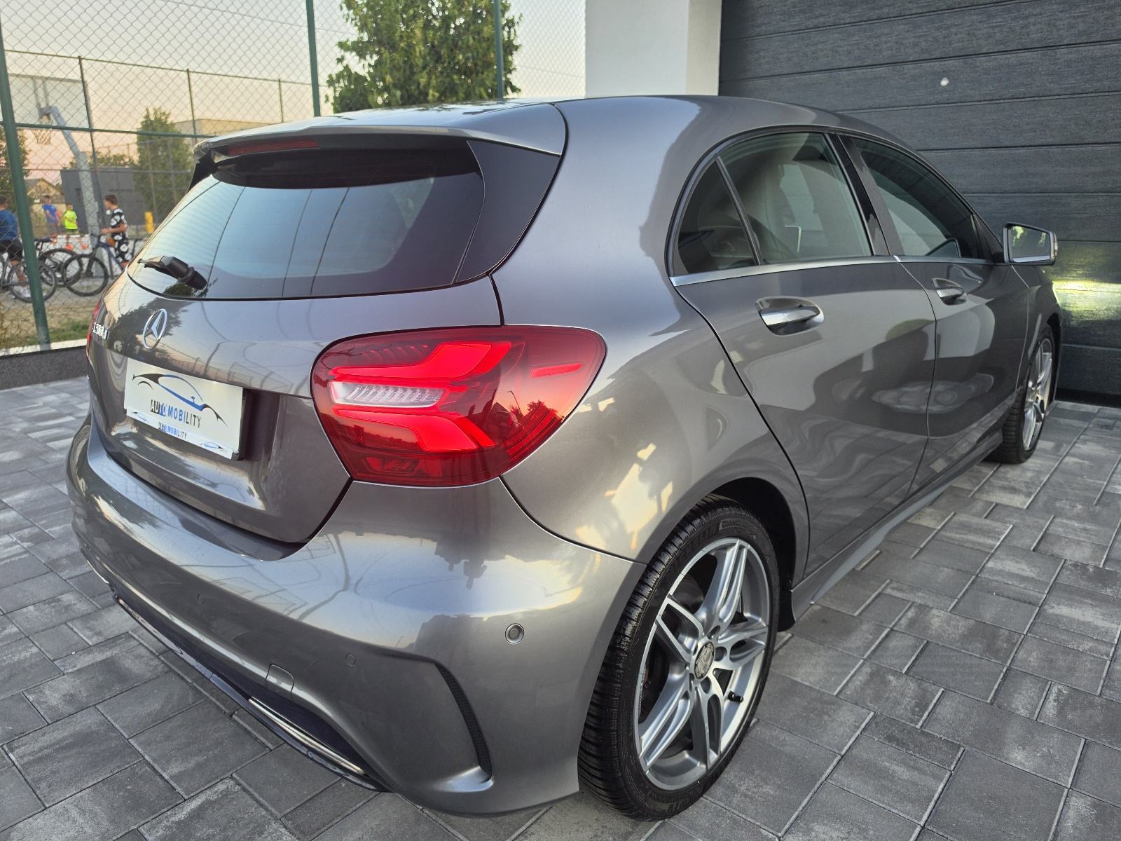 Mercedes-Benz A-klasa A 200d AMG AUTOMATIK FULL LED **GARANCIJA**, fotografija 4