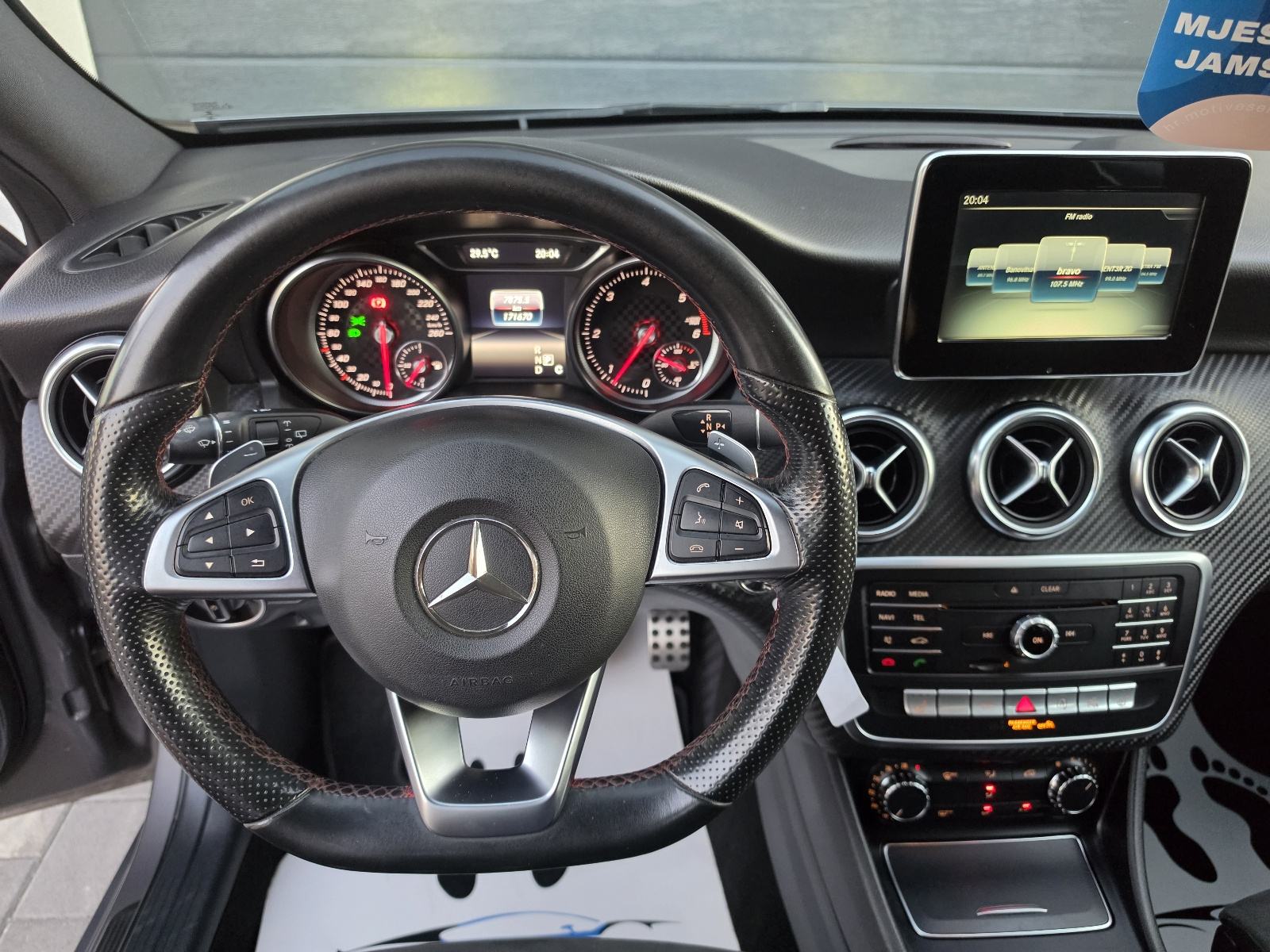 Mercedes-Benz A-klasa A 200d AMG AUTOMATIK FULL LED **GARANCIJA**, fotografija 11