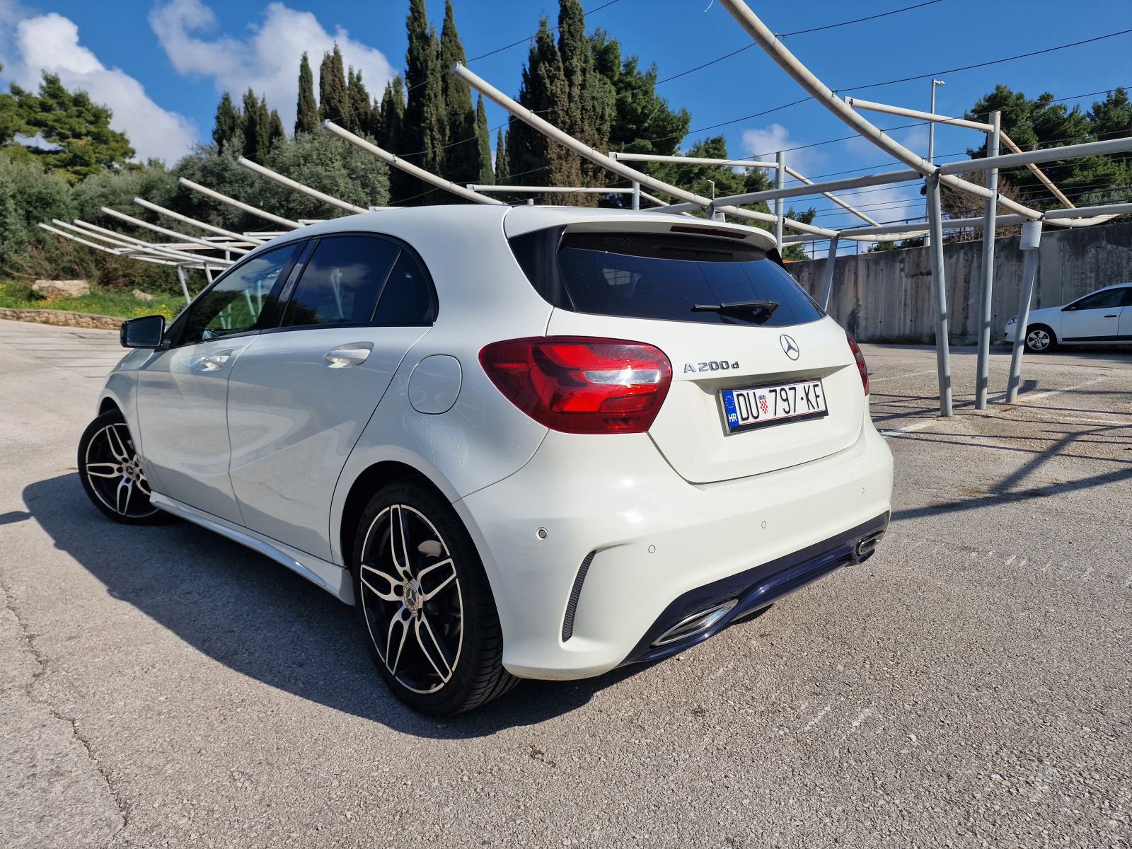 Mercedes-Benz A-klasa A 200d AMG automatik, fotografija 7