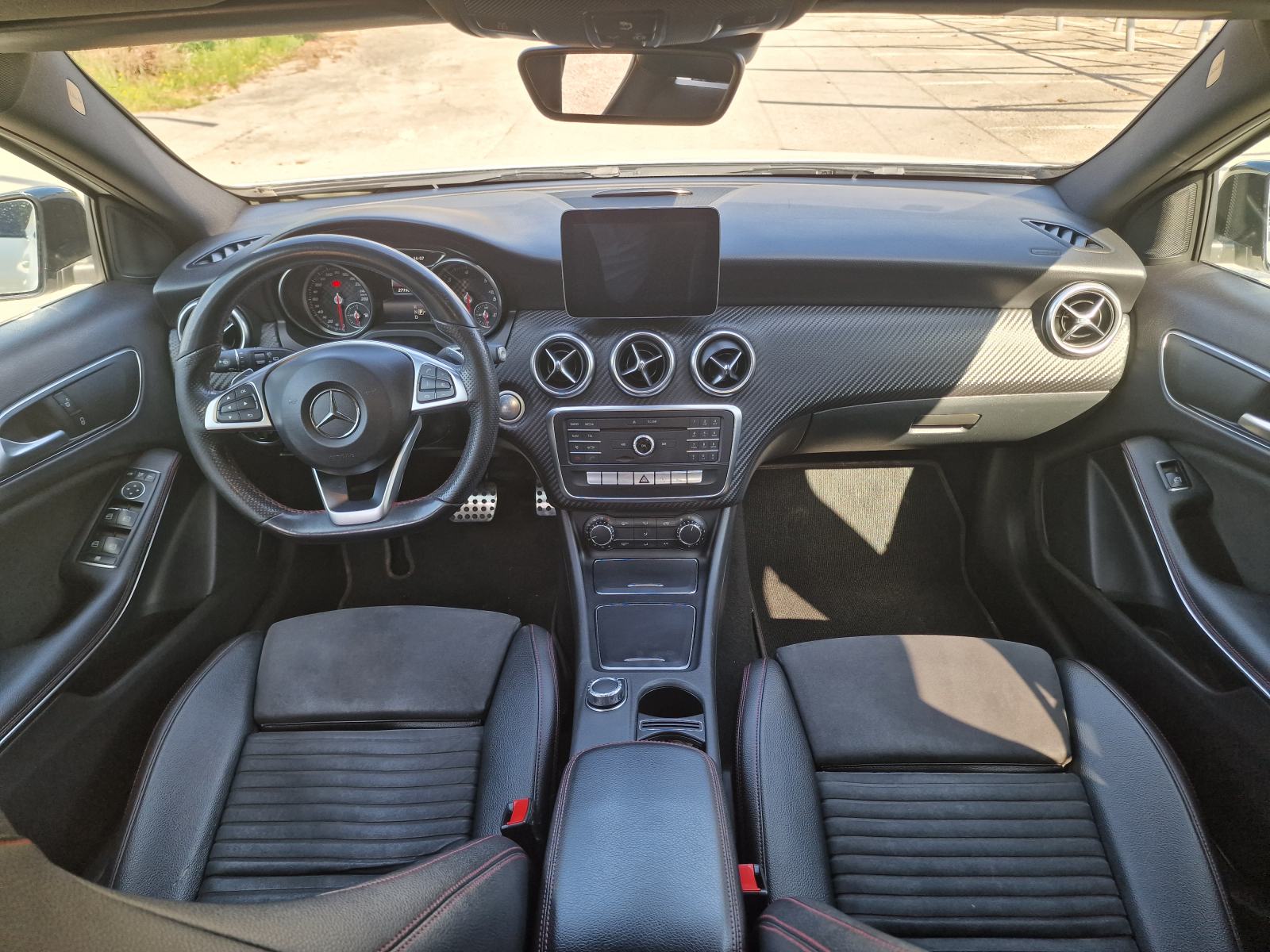 Mercedes-Benz A-klasa A 200d AMG automatik, fotografija 9