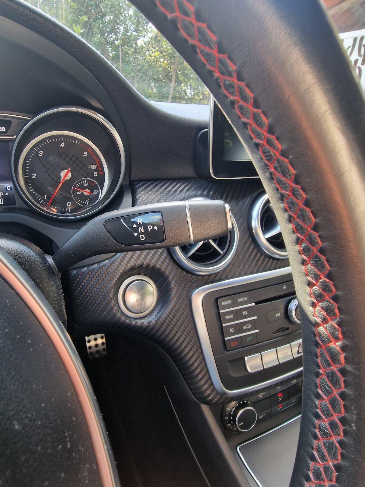 Mercedes-Benz A-klasa A 200d AMG automatik, fotografija 14