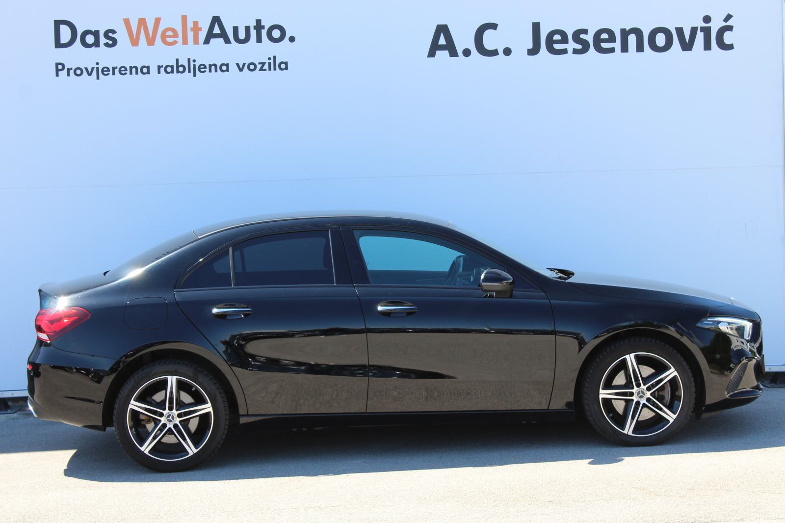 Mercedes-Benz A-klasa A 250e automatik-LEASING BEZ UČEŠĆA!, fotografija 4