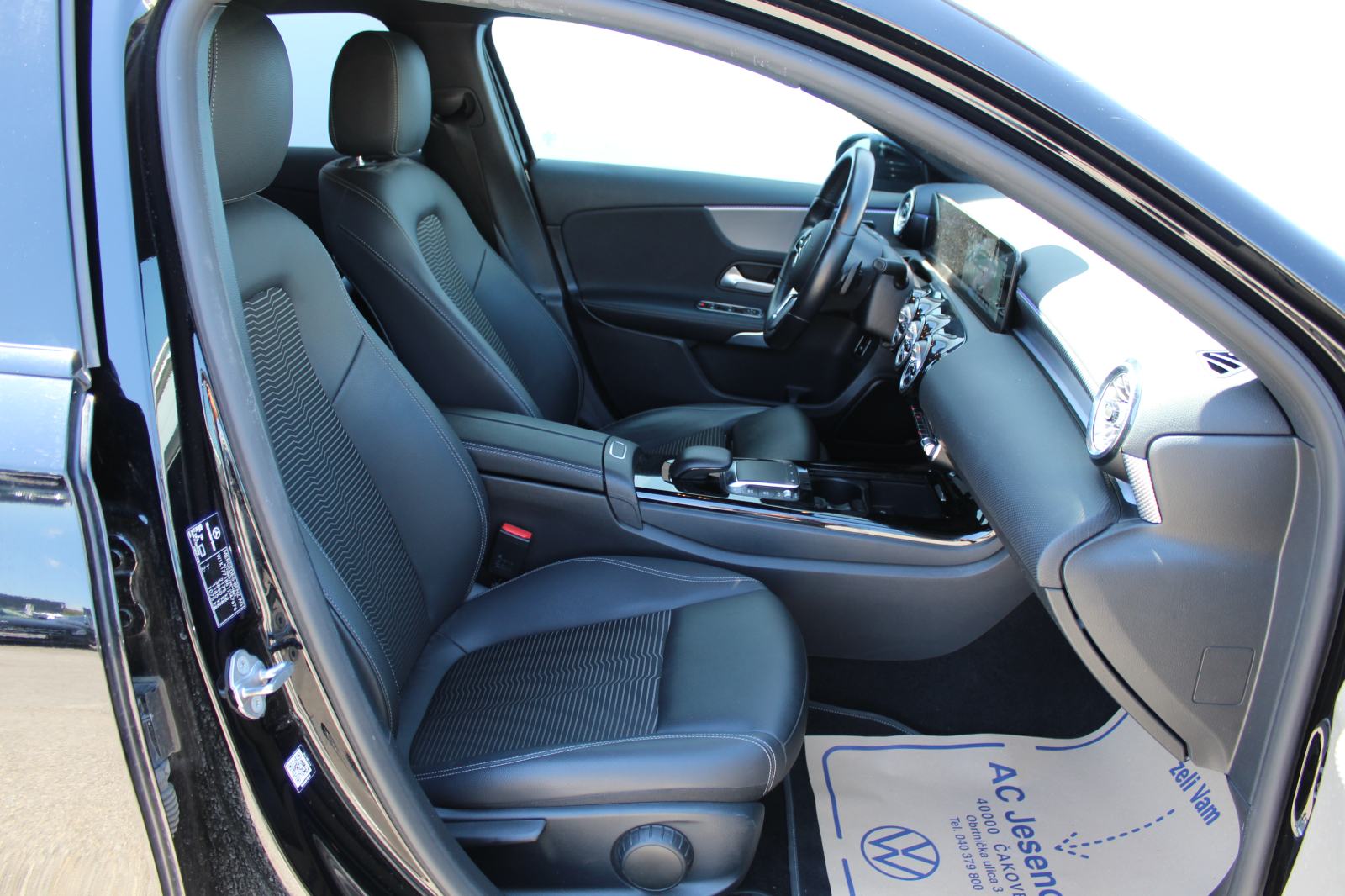 Mercedes-Benz A-klasa A 250e automatik-LEASING BEZ UČEŠĆA!, fotografija 10