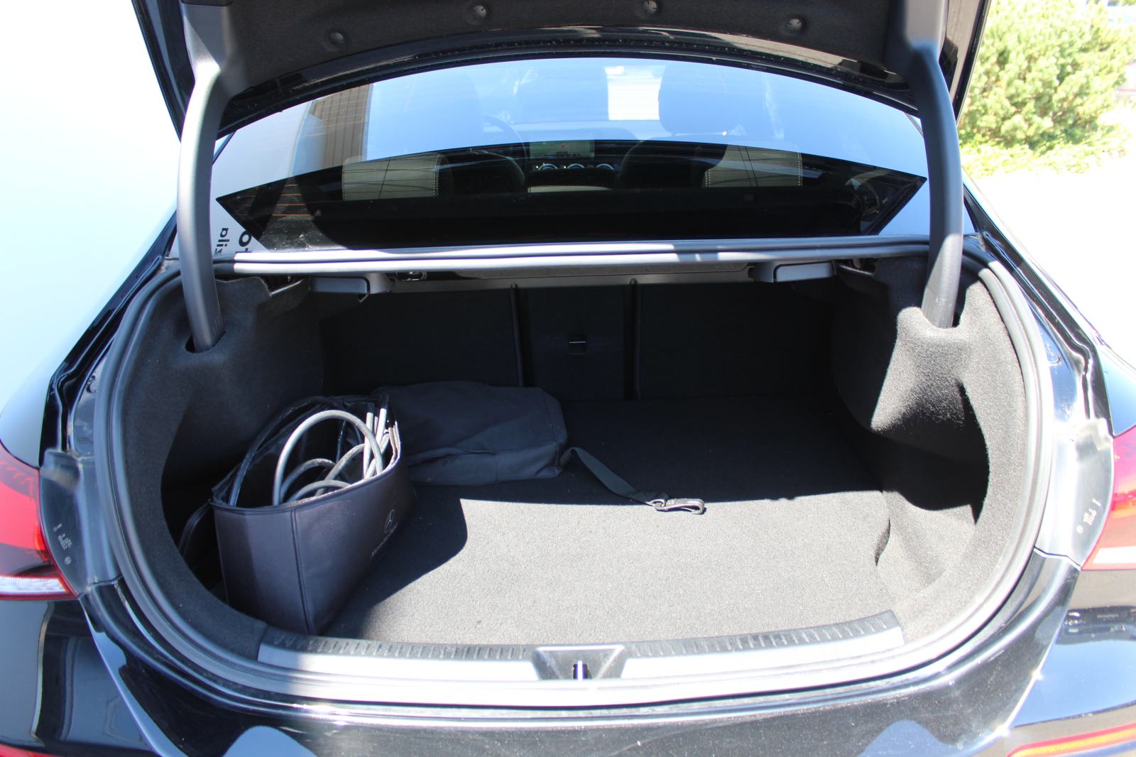 Mercedes-Benz A-klasa A 250e automatik-LEASING BEZ UČEŠĆA!, fotografija 15